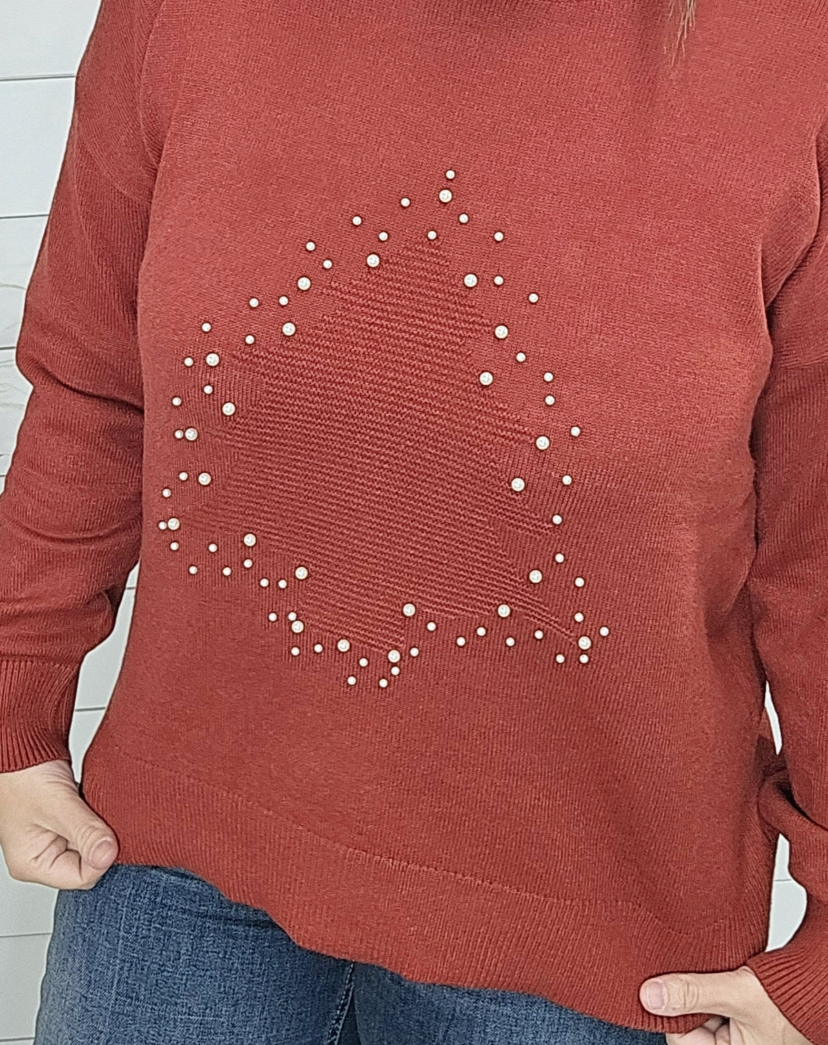 RED PEARL TREE SWEATER