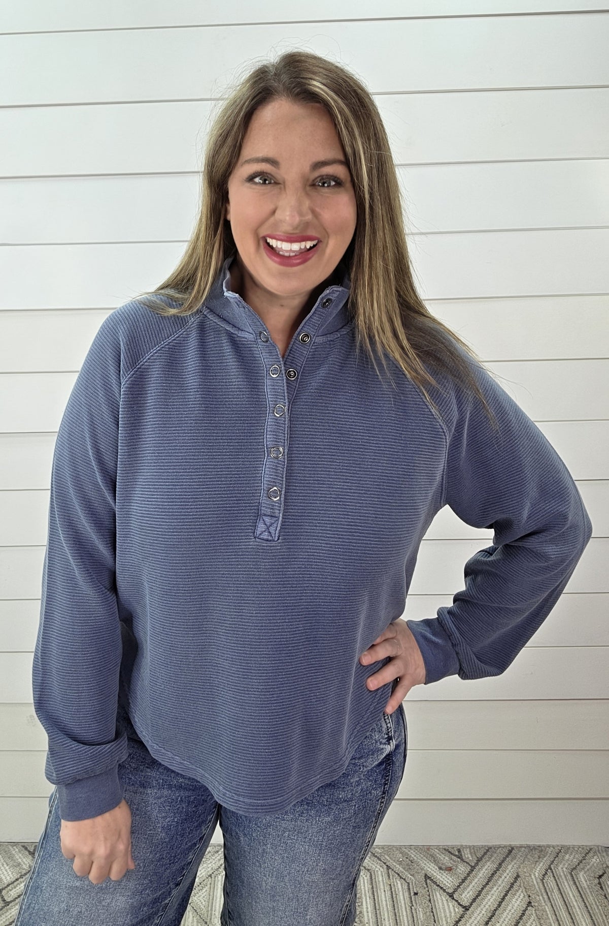 DENIM HORTIZONTAL SNAP BUTTON KNIT TOP