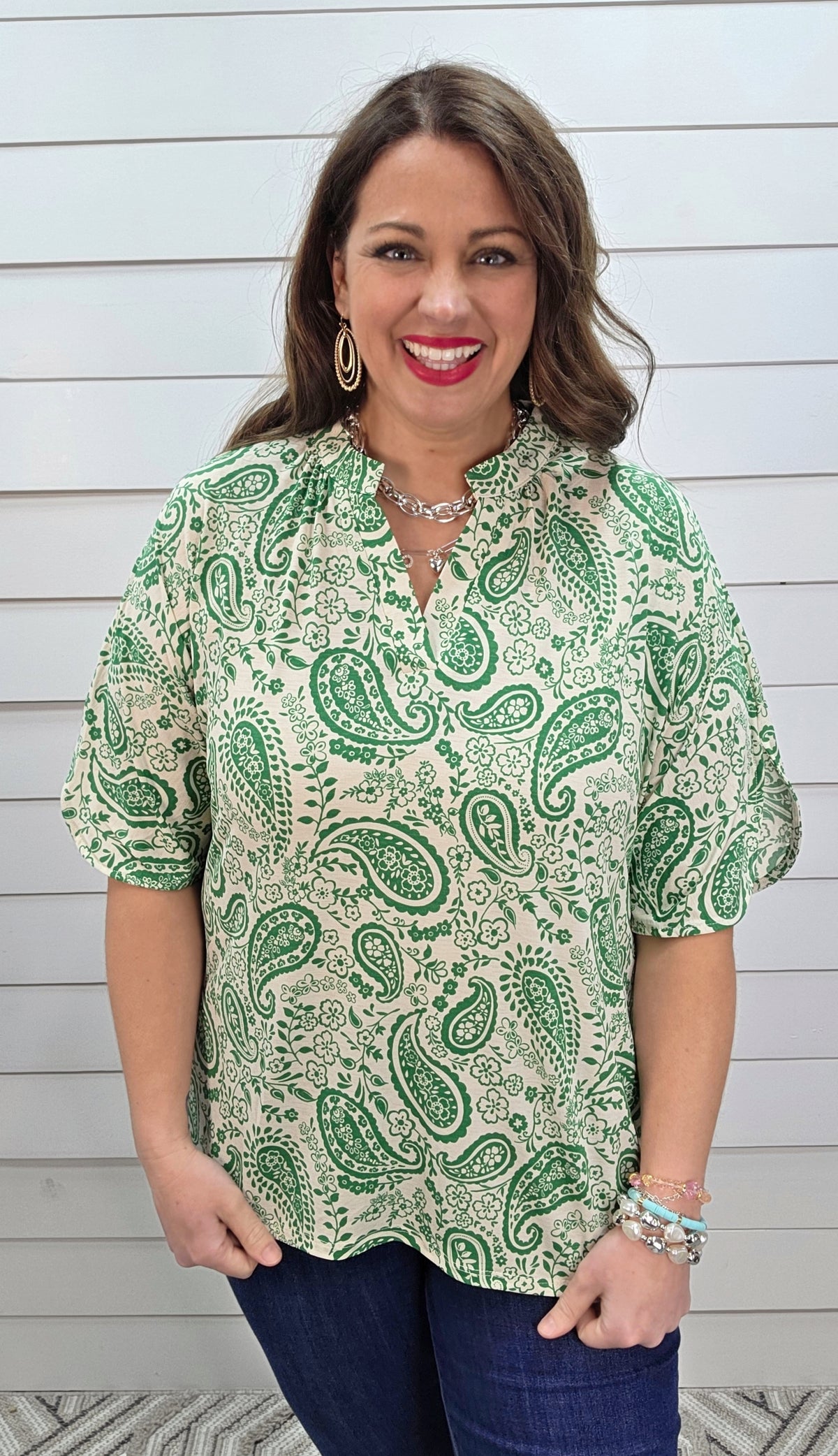 DEAR SCARLETT BREEZE SPLIT SLEEVE TOP - KELLY GREEN/CREAM PRINTED