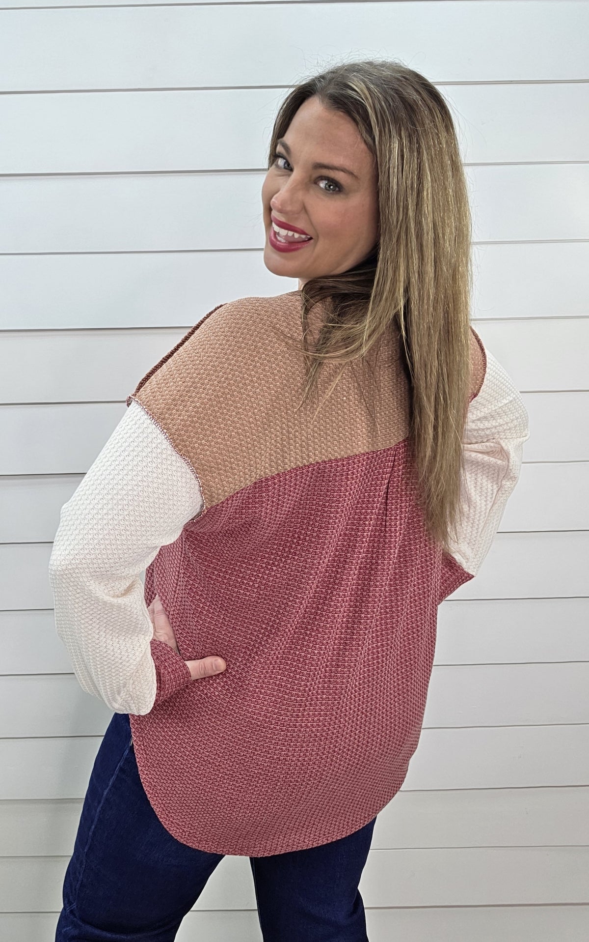 BURGUNDY COLORBLOCK WAFFLE KNIT TOP