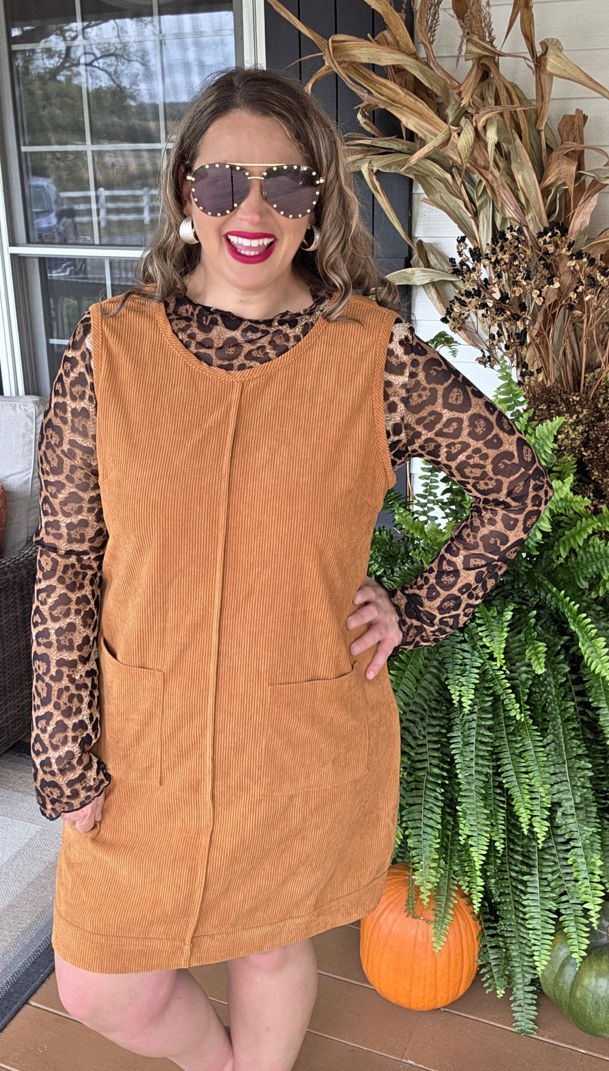 DARK CAMEL CORDED DRESS WITH POCKETS