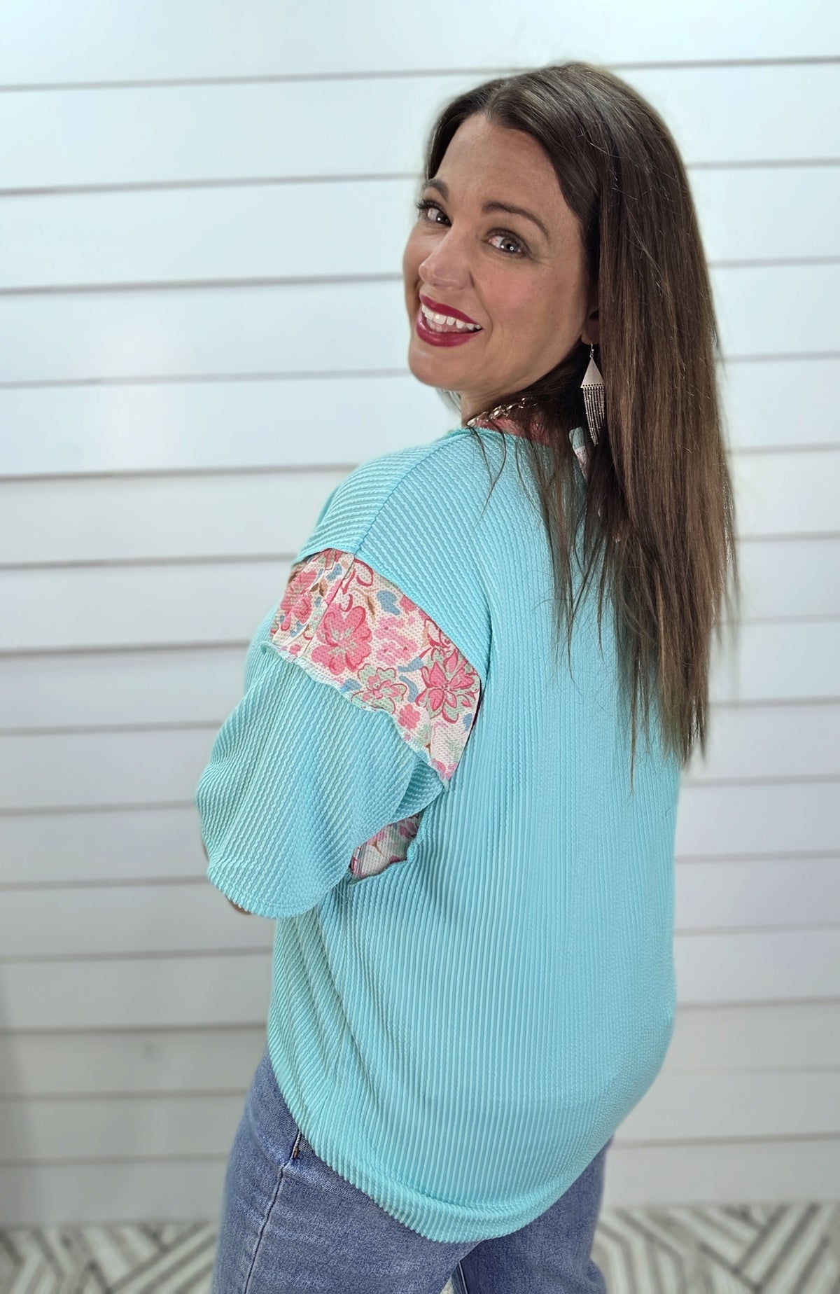 MINT RAISED RIBBED KNIT TOP W/ FLORAL ACCENTS