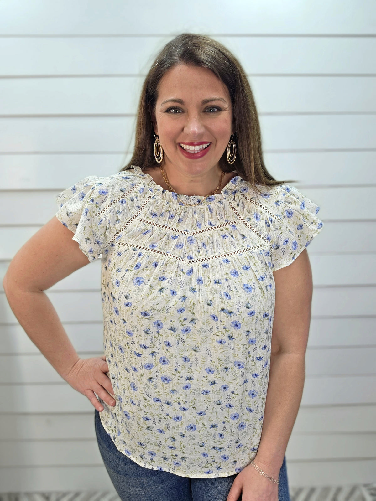BLUE FLORAL LINE LACE WOVEN TOP