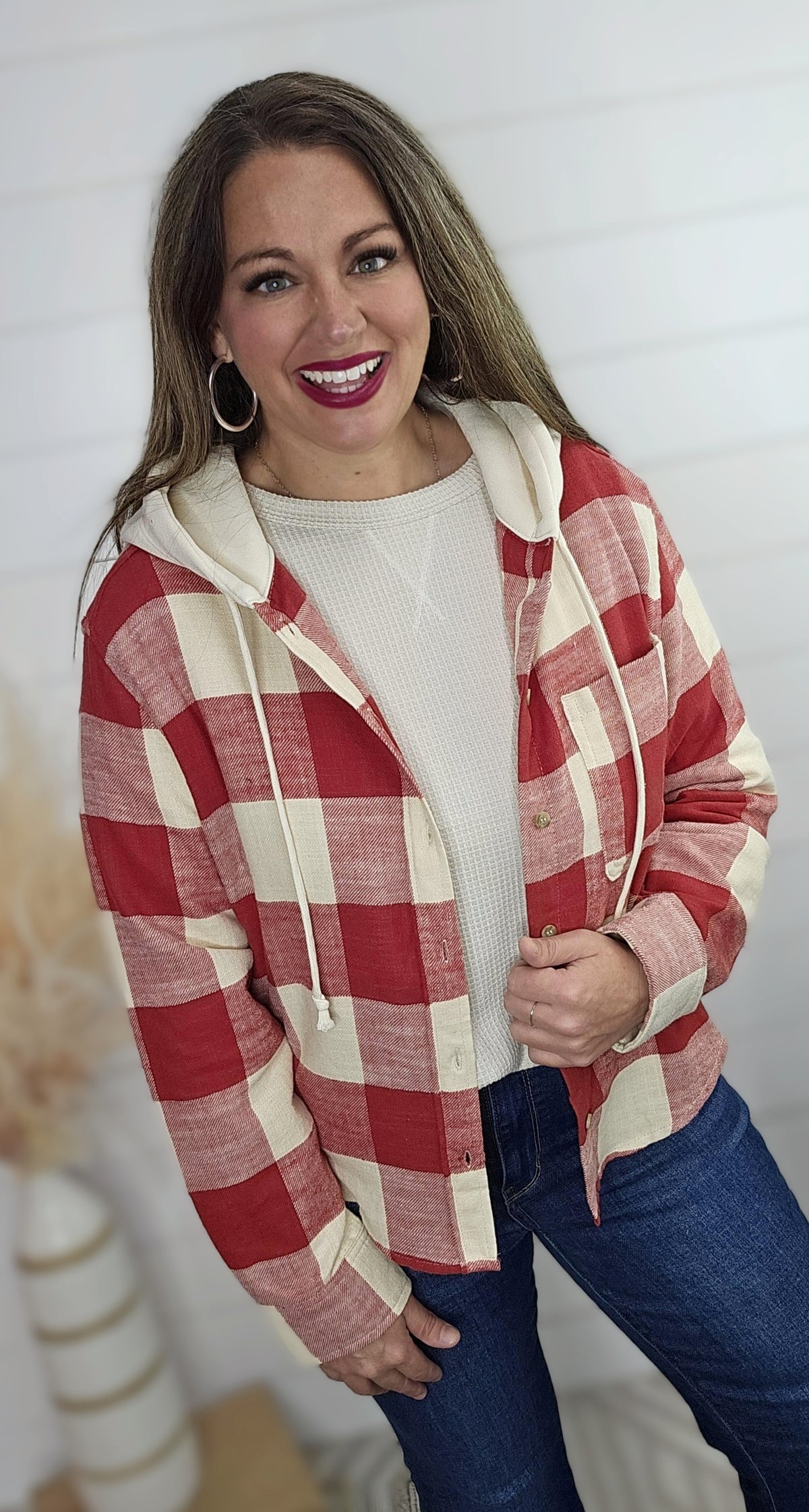 RED LIGHTWEIGHT PLAID HOODED SHIRT