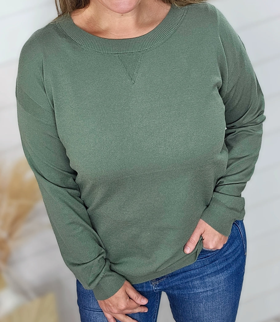 GREEN LIGHT WEIGHT SUPER SOFT PULLOVER SWEATER