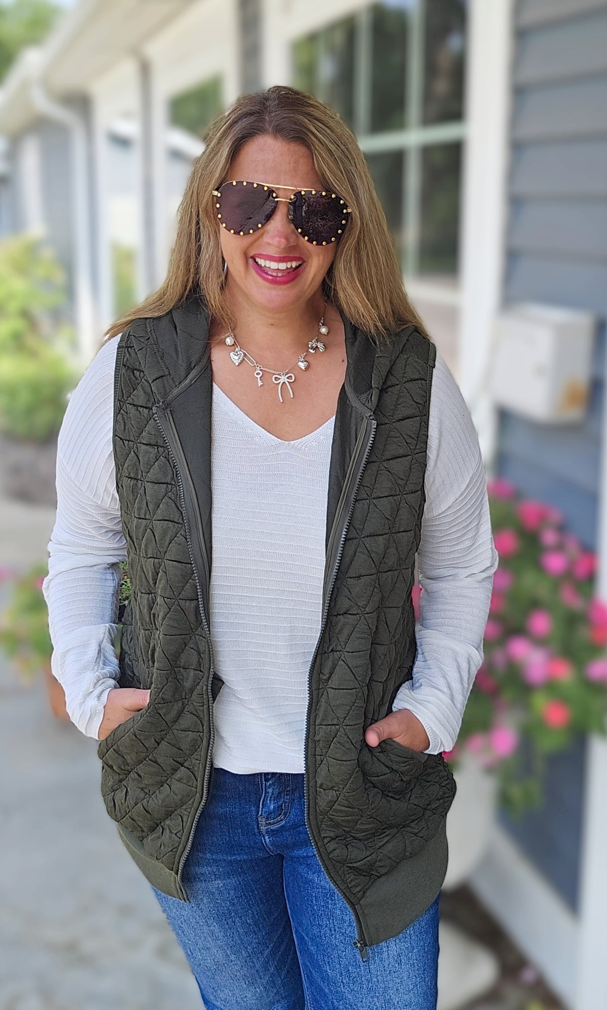 HUNTER GREEN QUILTED HOODED VEST