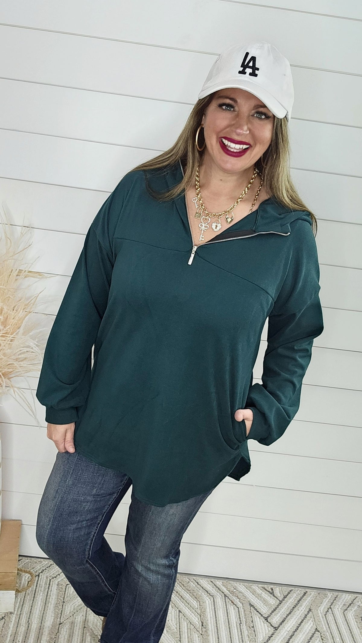 HUNTER GREEN QUARTER ZIP PULLOVER