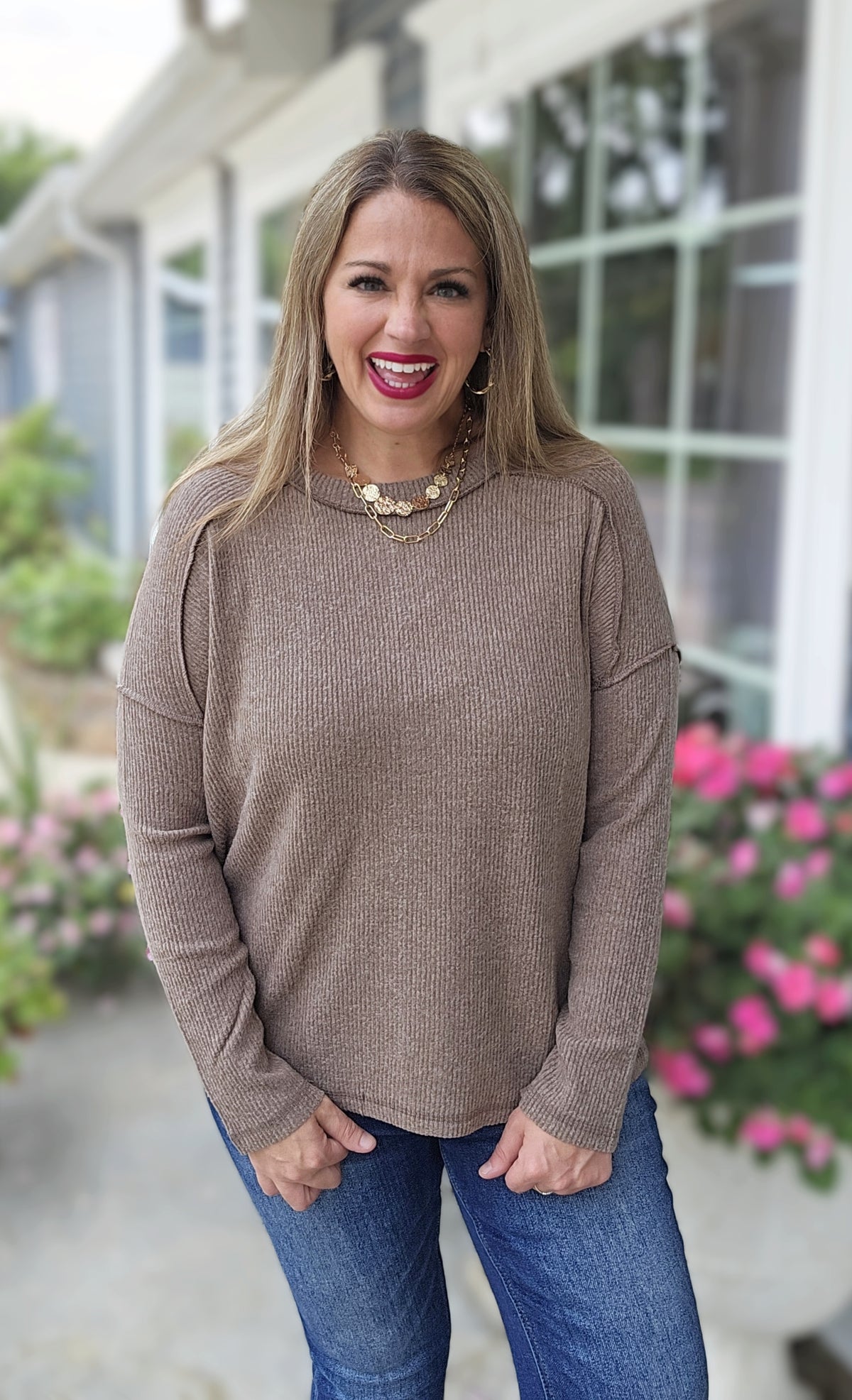 MOCHA BRUSHED RIBBED HACCI HI LOW KNIT TOP