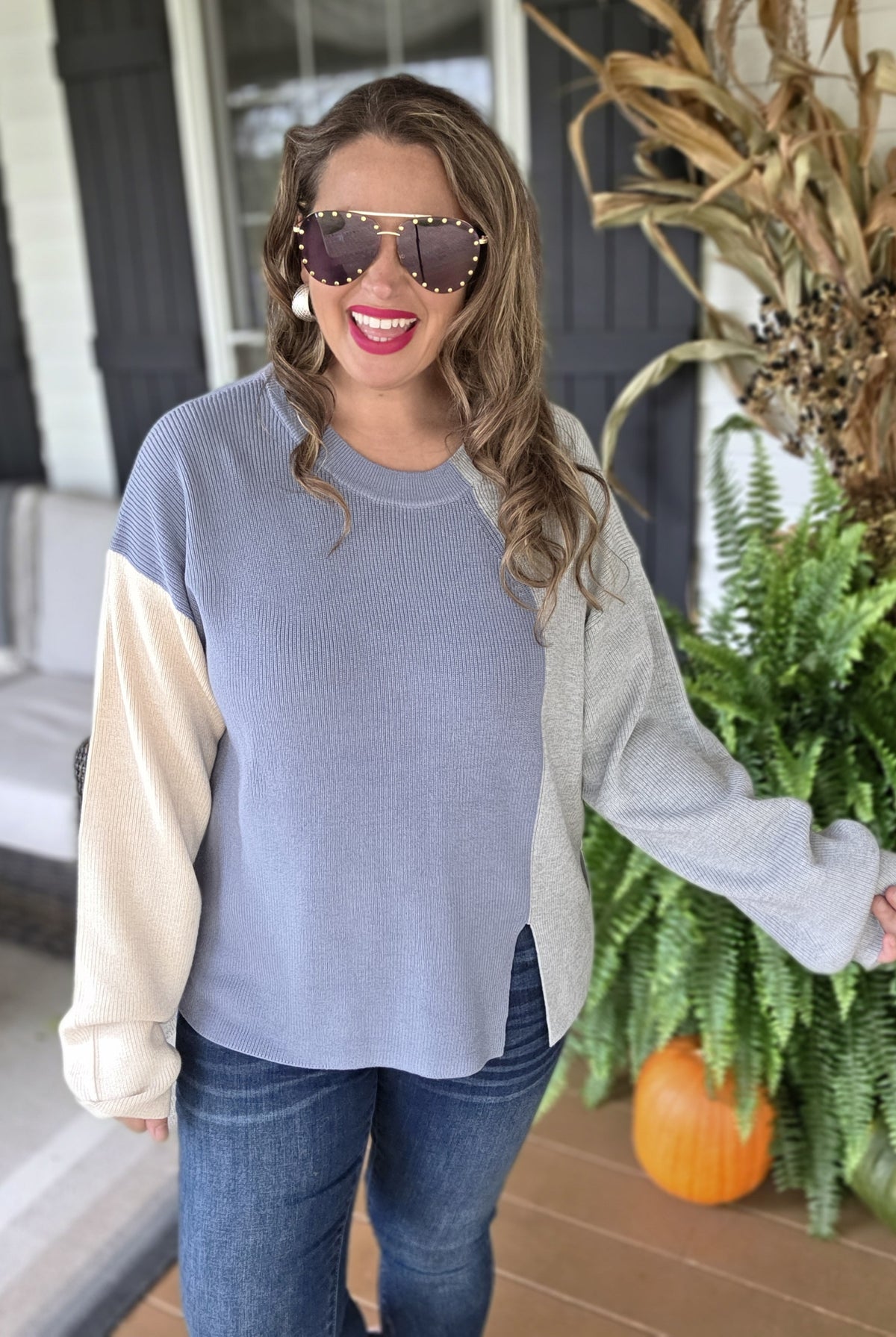 CREAM/BLUE/GREY COLORBLOCK KNIT SWEATER