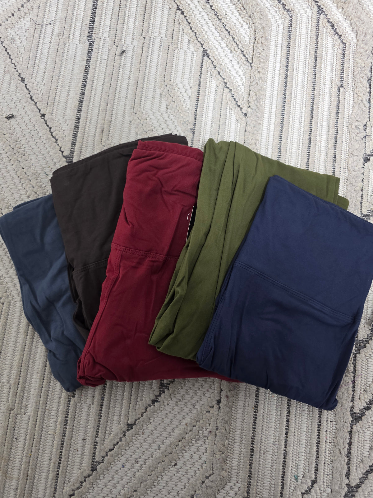 BUTTER LONG LEGGINGS - COLORS