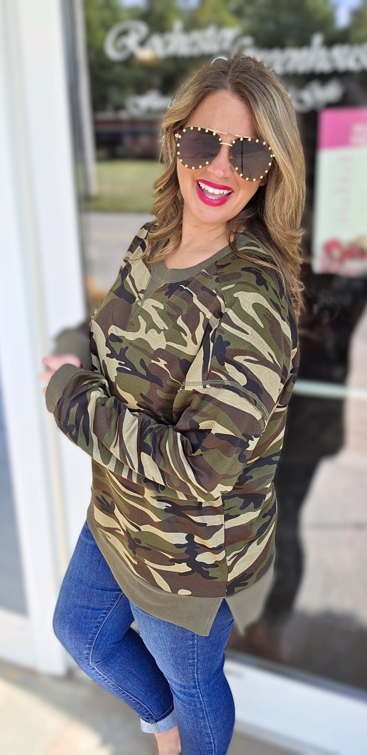 CAMO FRENCH TERRY PULLOVER TOP