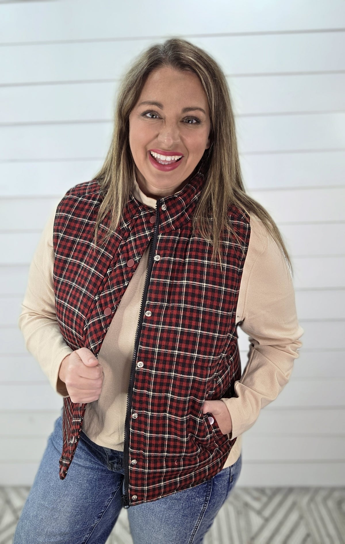 RED/BLACK CHECK PLAID ZIP UP/SNAP PUFF VEST