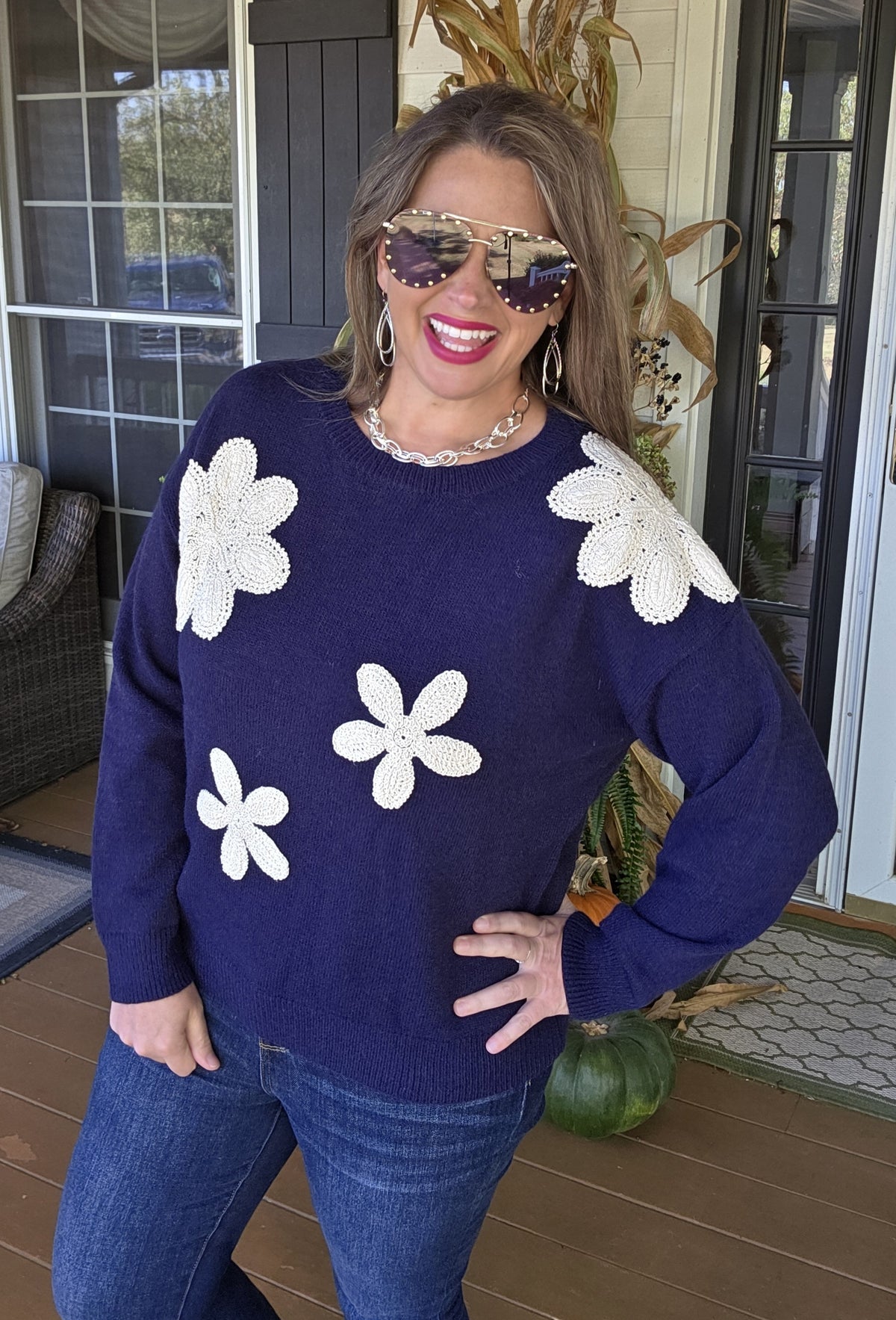 NAVY FLORAL EMBROIDERED KNIT SWEATER