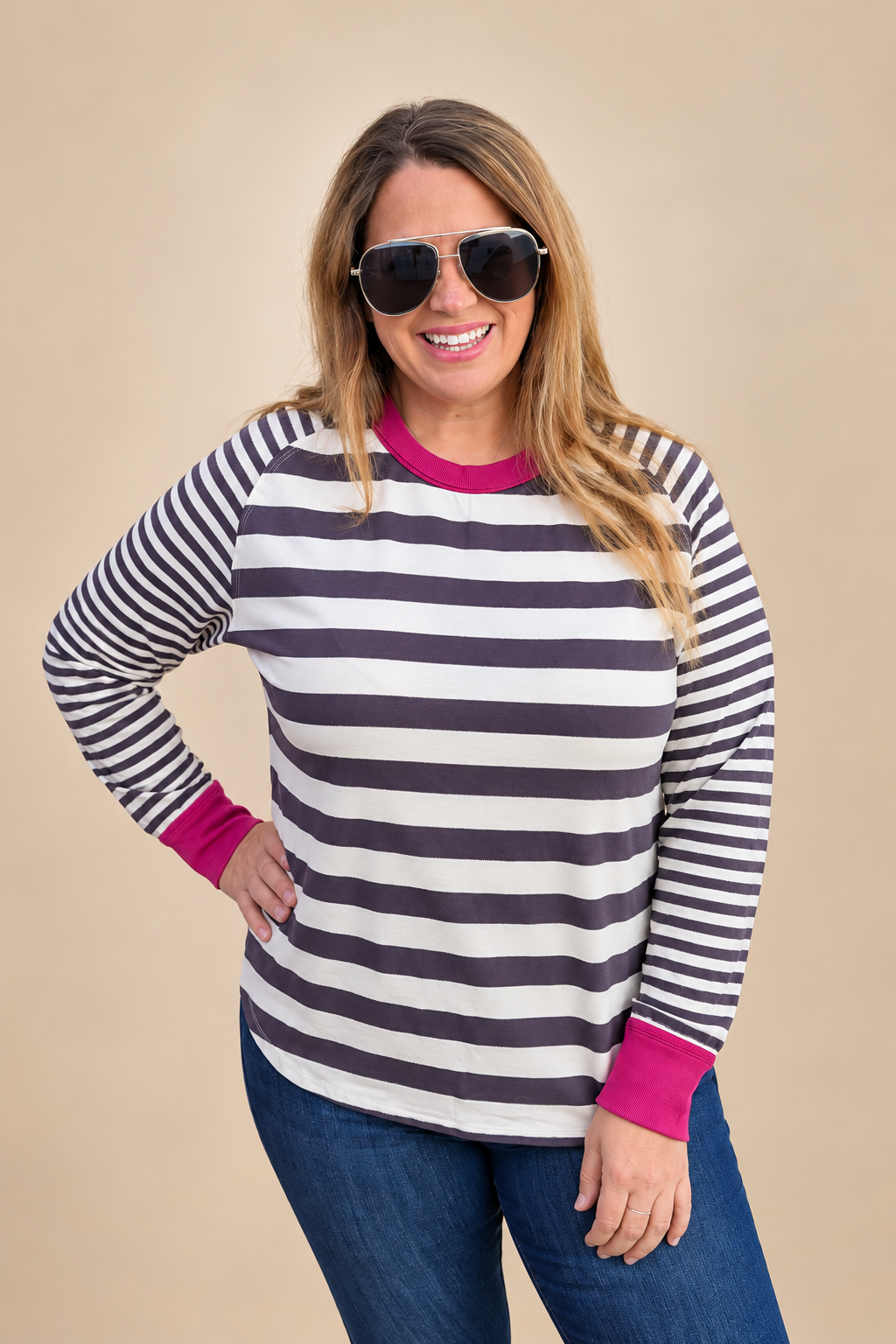 CHARCOAL/MAGENTA Contrast Color Band Striped Raglan Sleeve Top