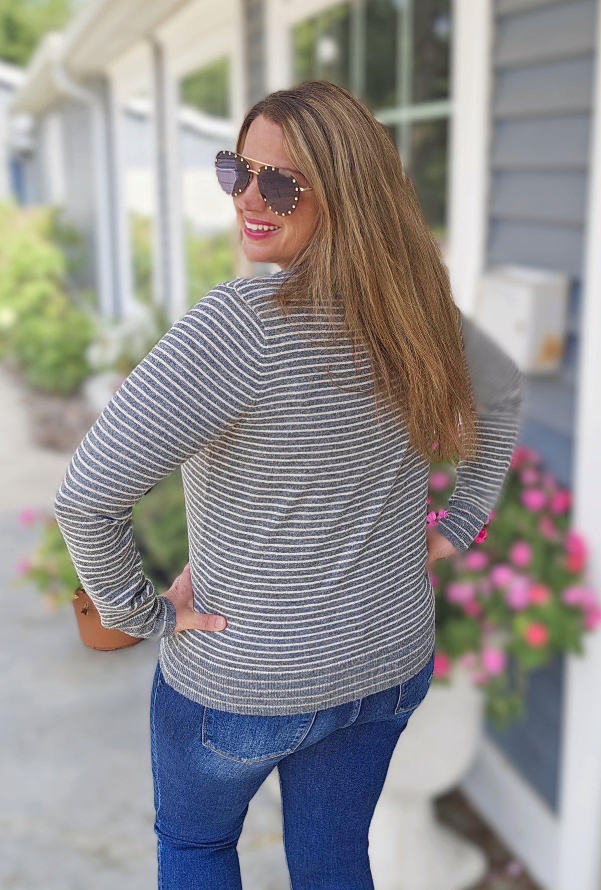 GREY/WHTIE STRIPED LIGHT WEIGHT SWEATER