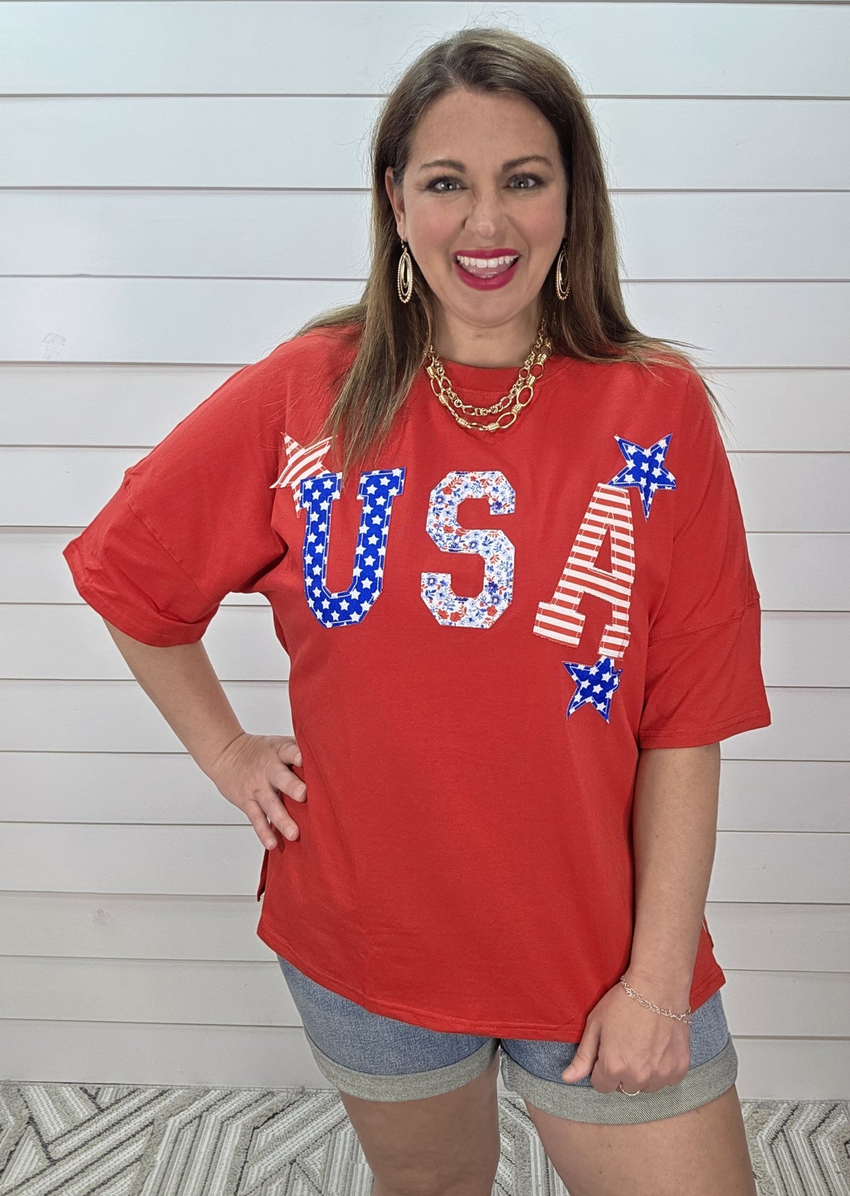 RED USA EMBROIDRED KNIT SHORT SLEEVE TOP