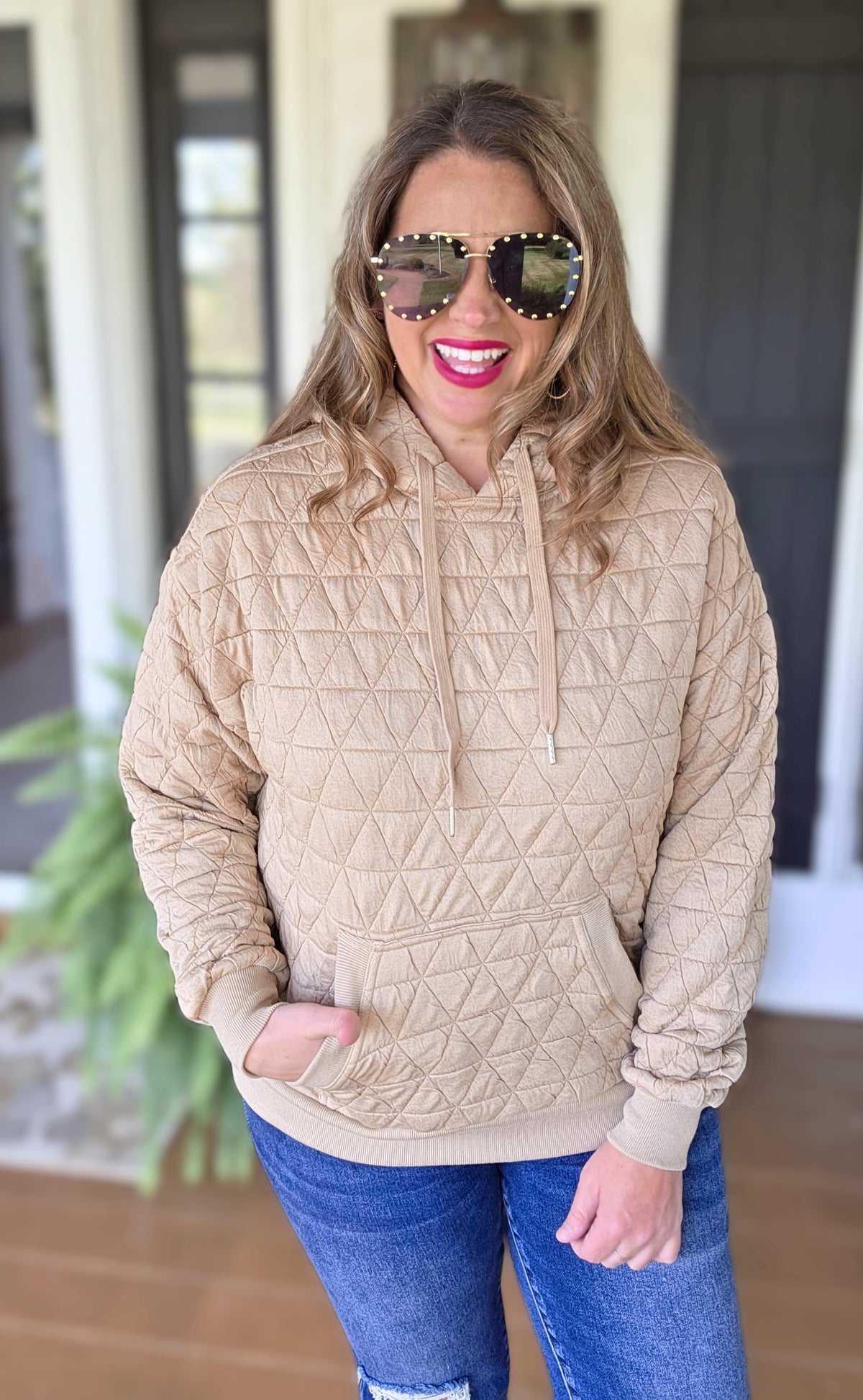 TAUPE QUILTED HOODIE PULLOVER WITH KANGAROO POCKET