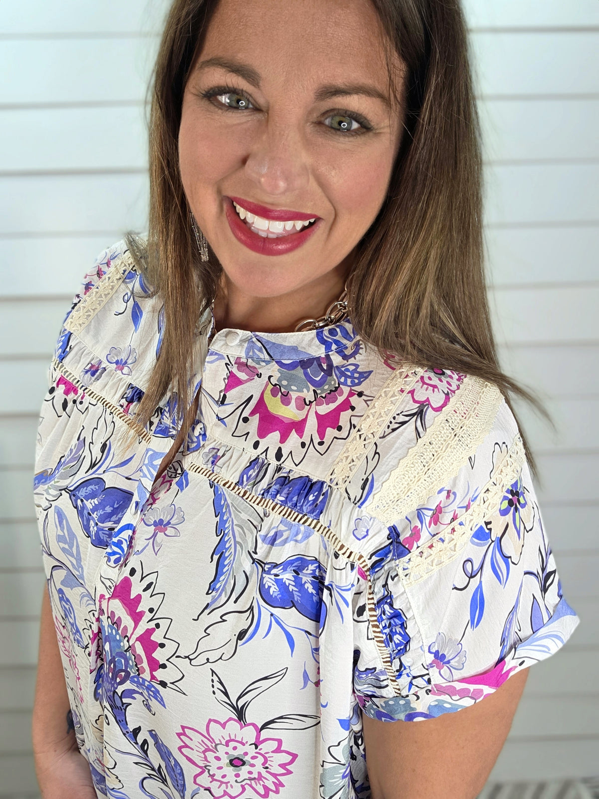 BLUE/PINK FLORAL MIX W/ LACE TRIM WOVEN TOP