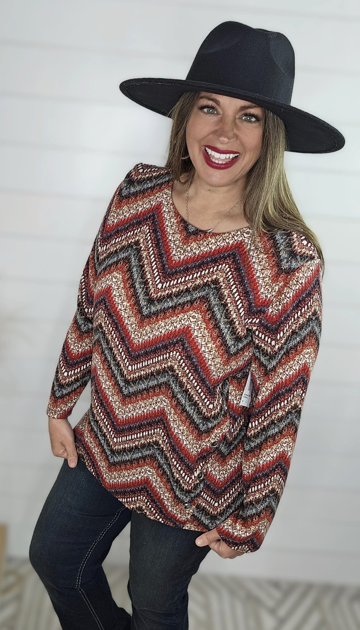 RED/BLACK MIX PRINT RIVOT TRIM KNIT TOP