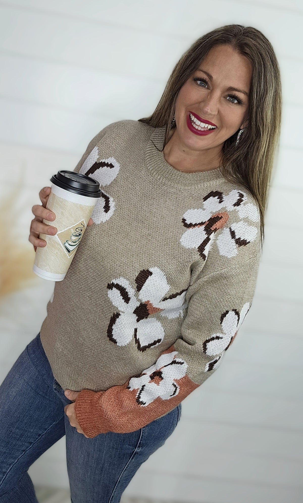 TAUPE/CORAL CONTRAST FLORAL PULLOVER SWEATER