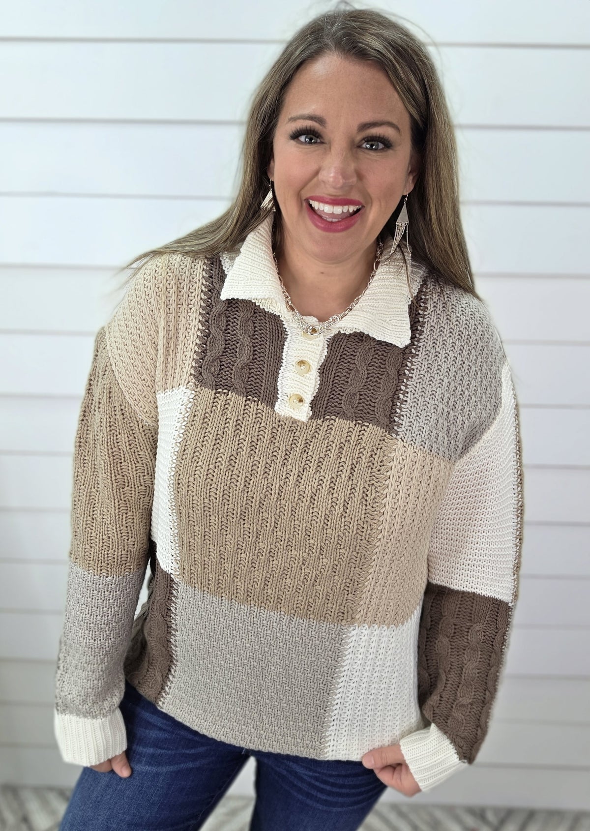 NATURAL/BROWN BLOCK BUTTON TRIM SWEATER