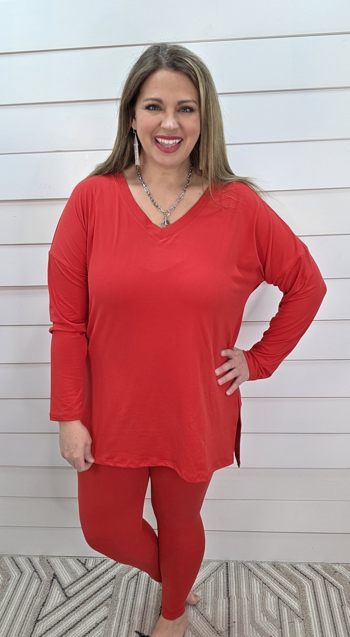 BUTTER LEGGINGS V NECK SET - RED