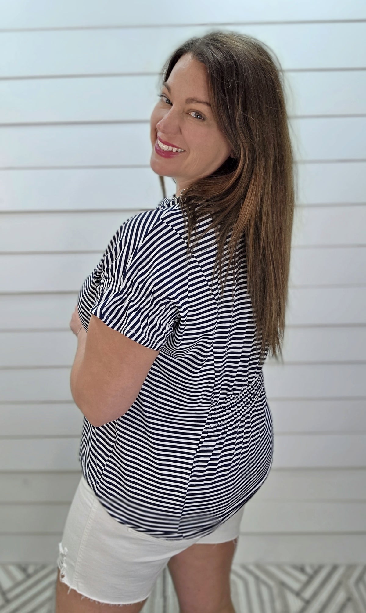 NAVY STRIPED KNIT TOP W/ SMOCKED SLEEVE