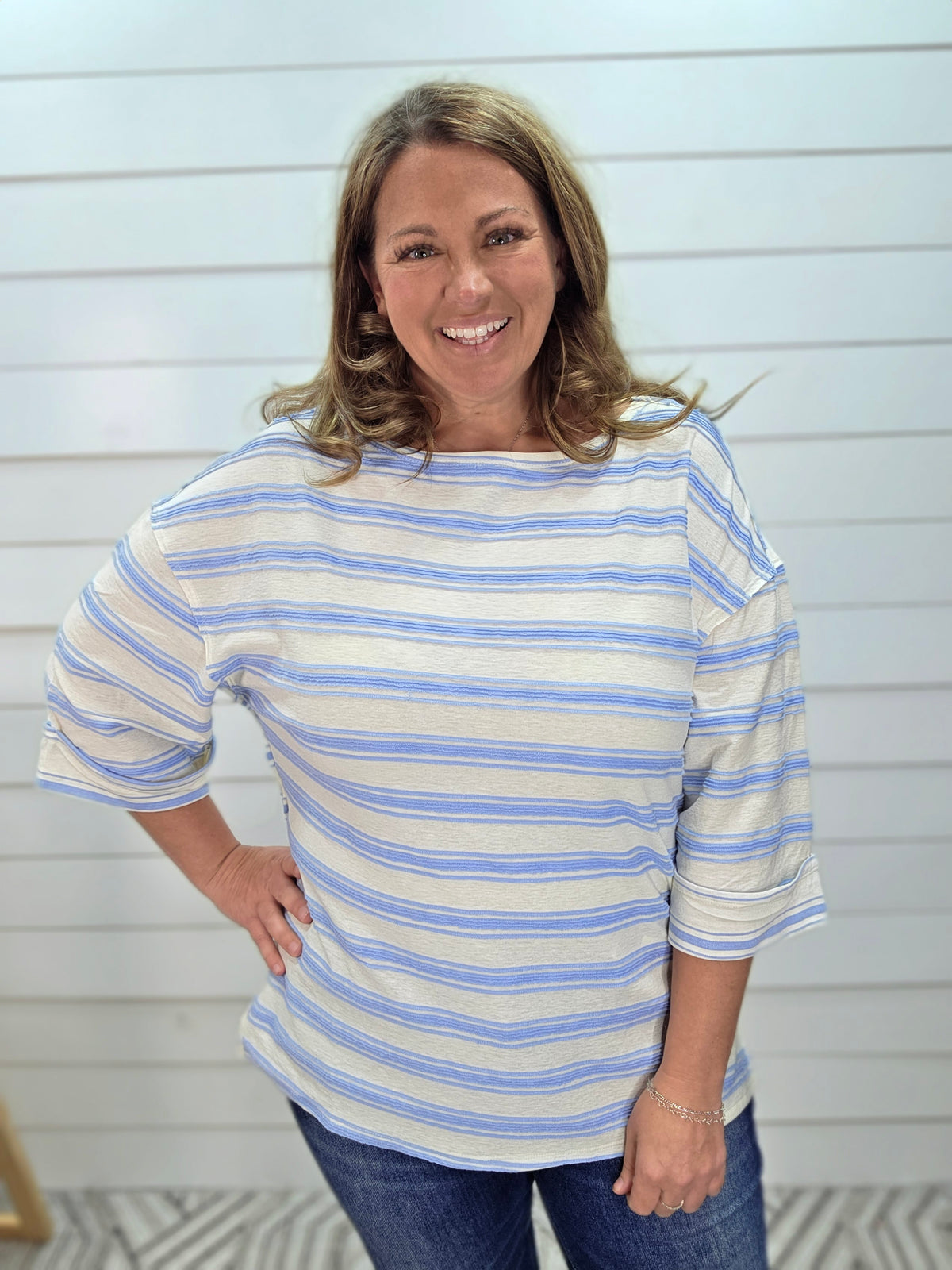 IVORY/BLUE STRIPED TEXTURED KNIT TOP