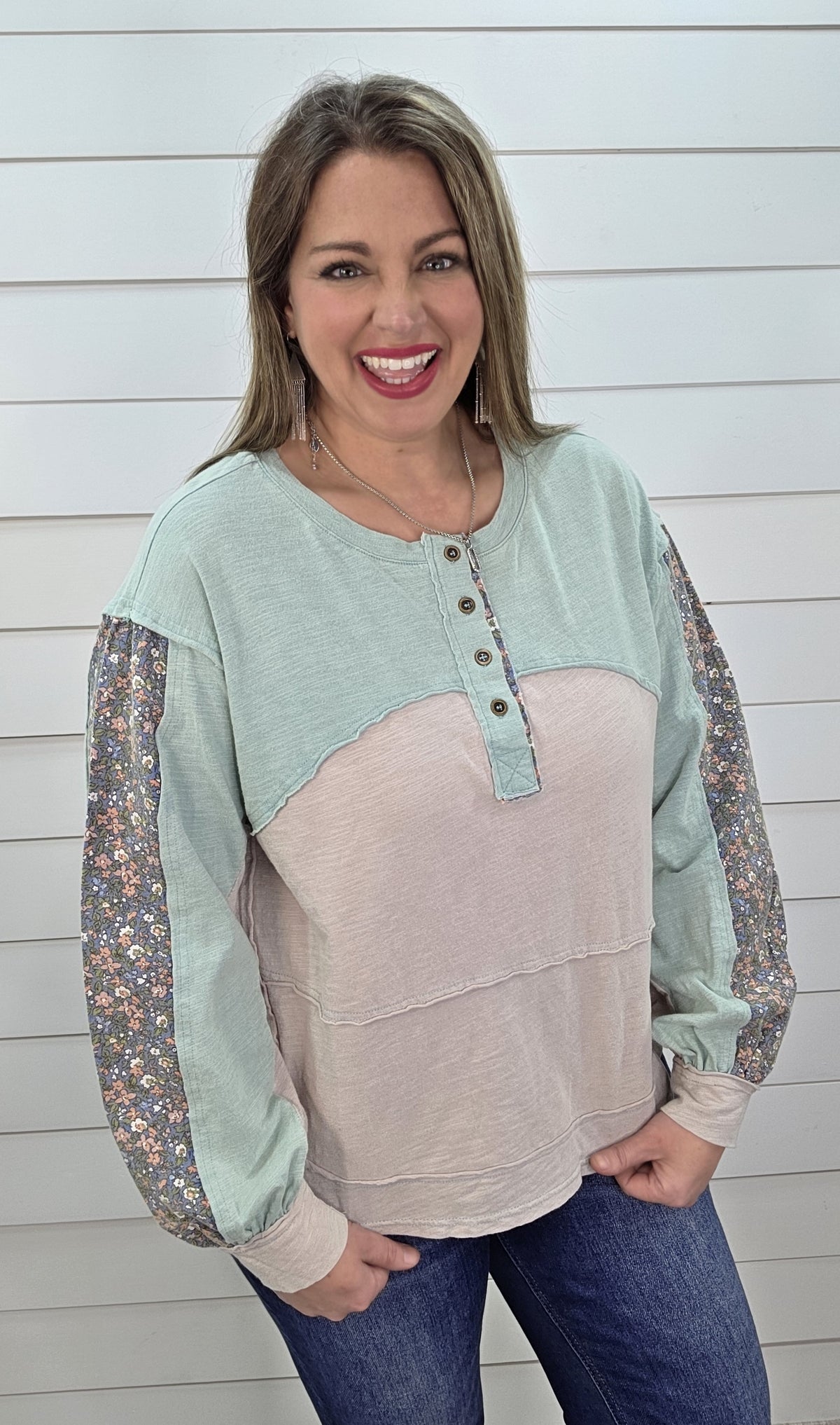 MINT/GREY FLORAL CONTAST OVERSIZED KNIT TOP