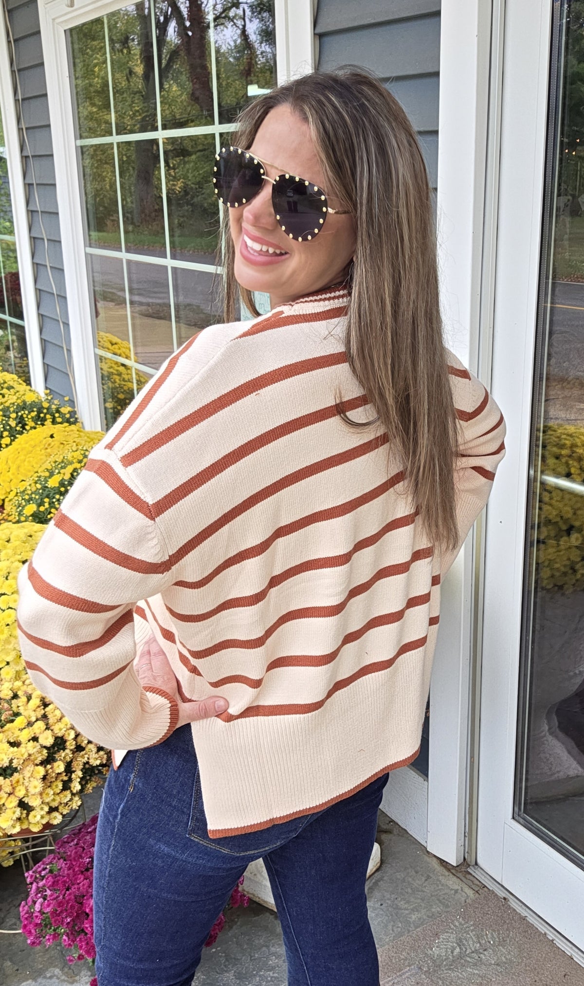 CREAM/RUST STRIPED OVERSIZED SWEATER