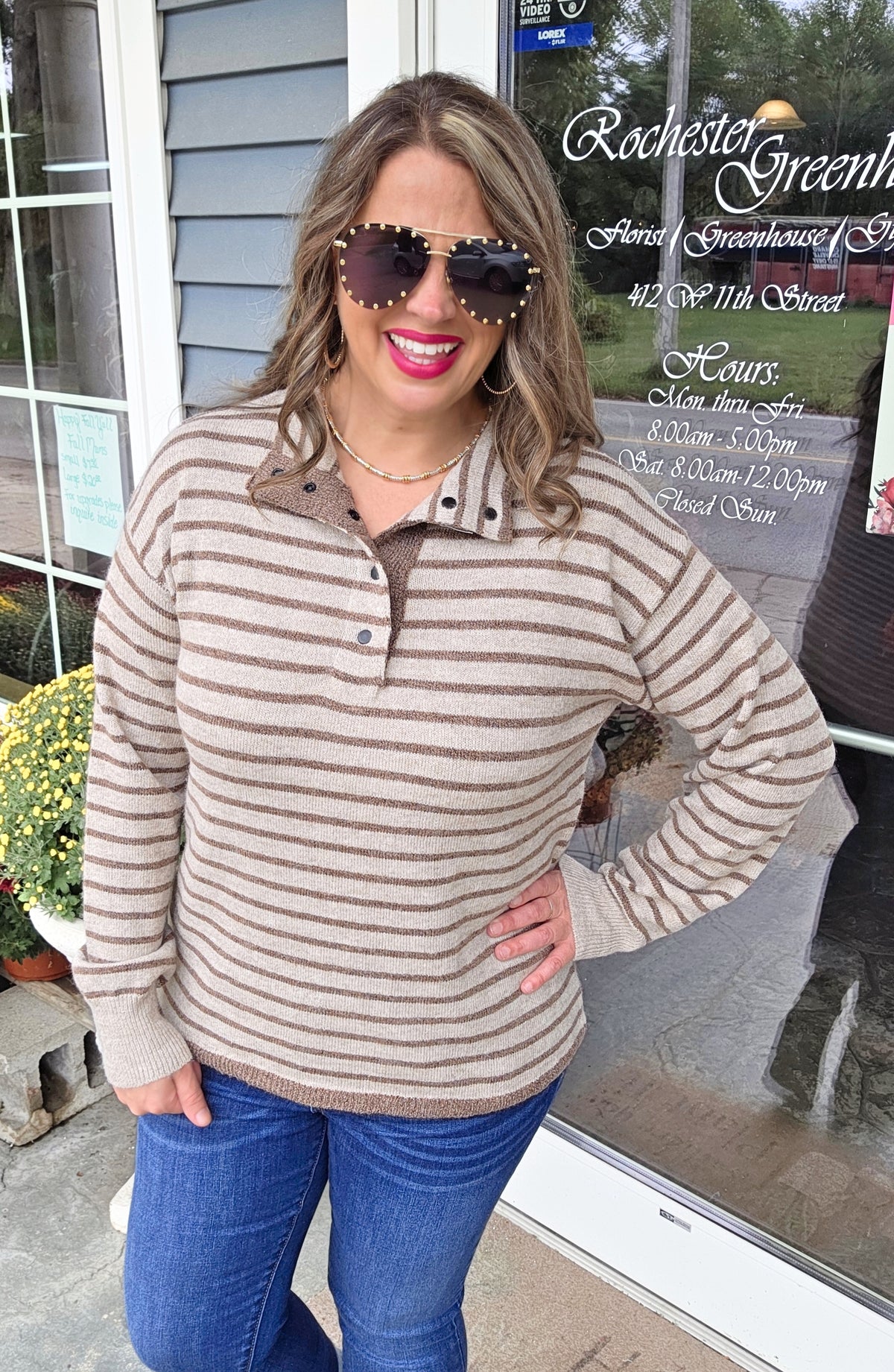 TAUPE/BROWN STIRPED QUARTER SNAP BUTTON SWEATER