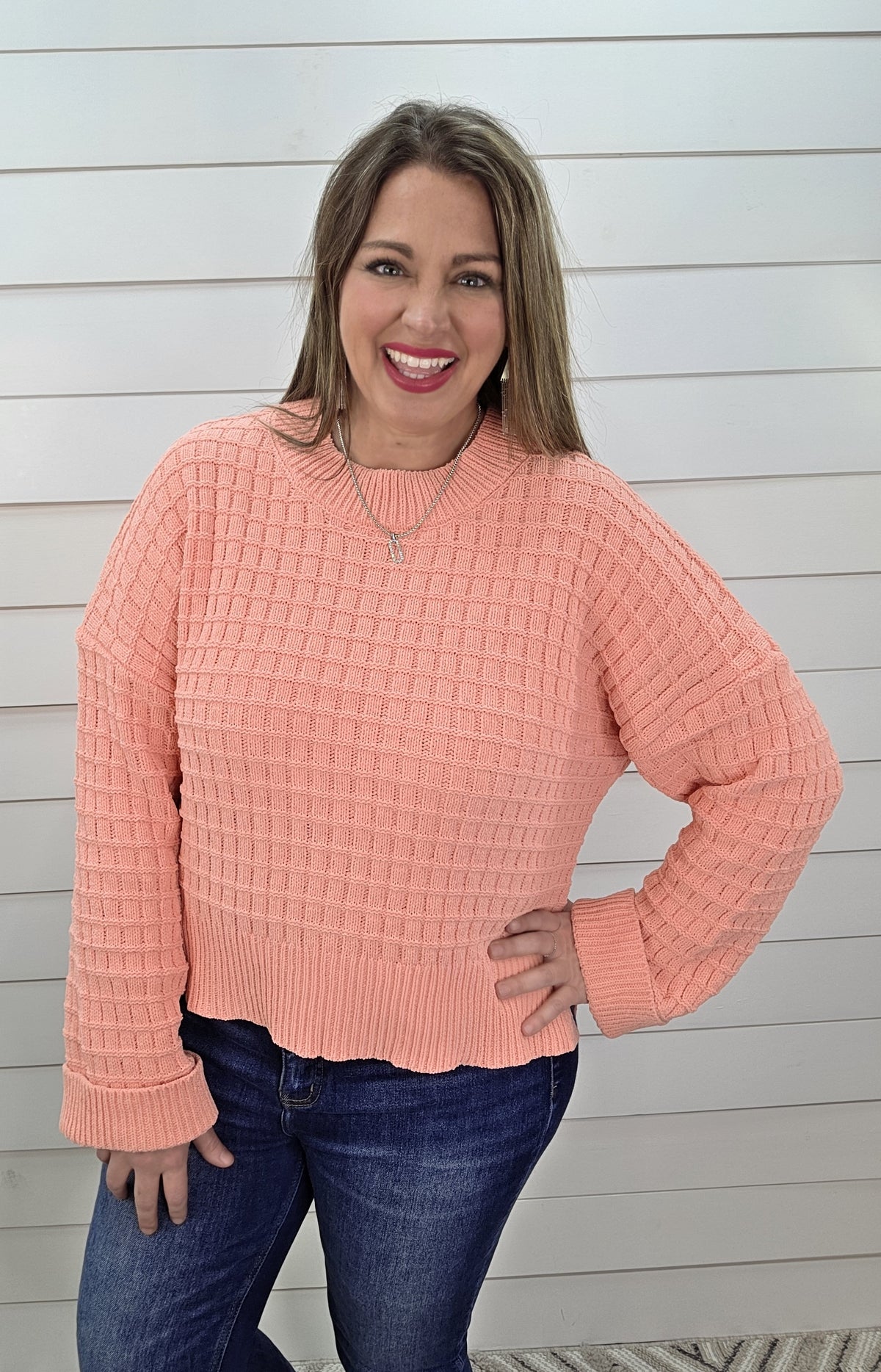 CORAL TEXTURED PULLOVER SWEATER