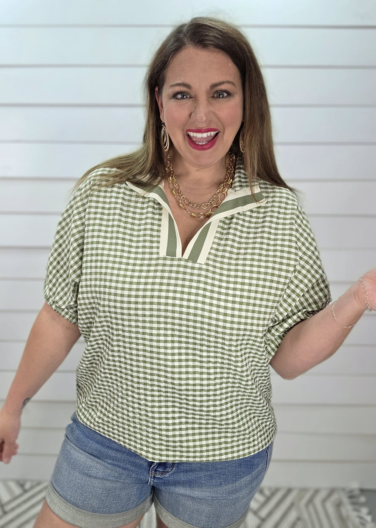 GREEN GIGHAM V NECK WOVEN TOP