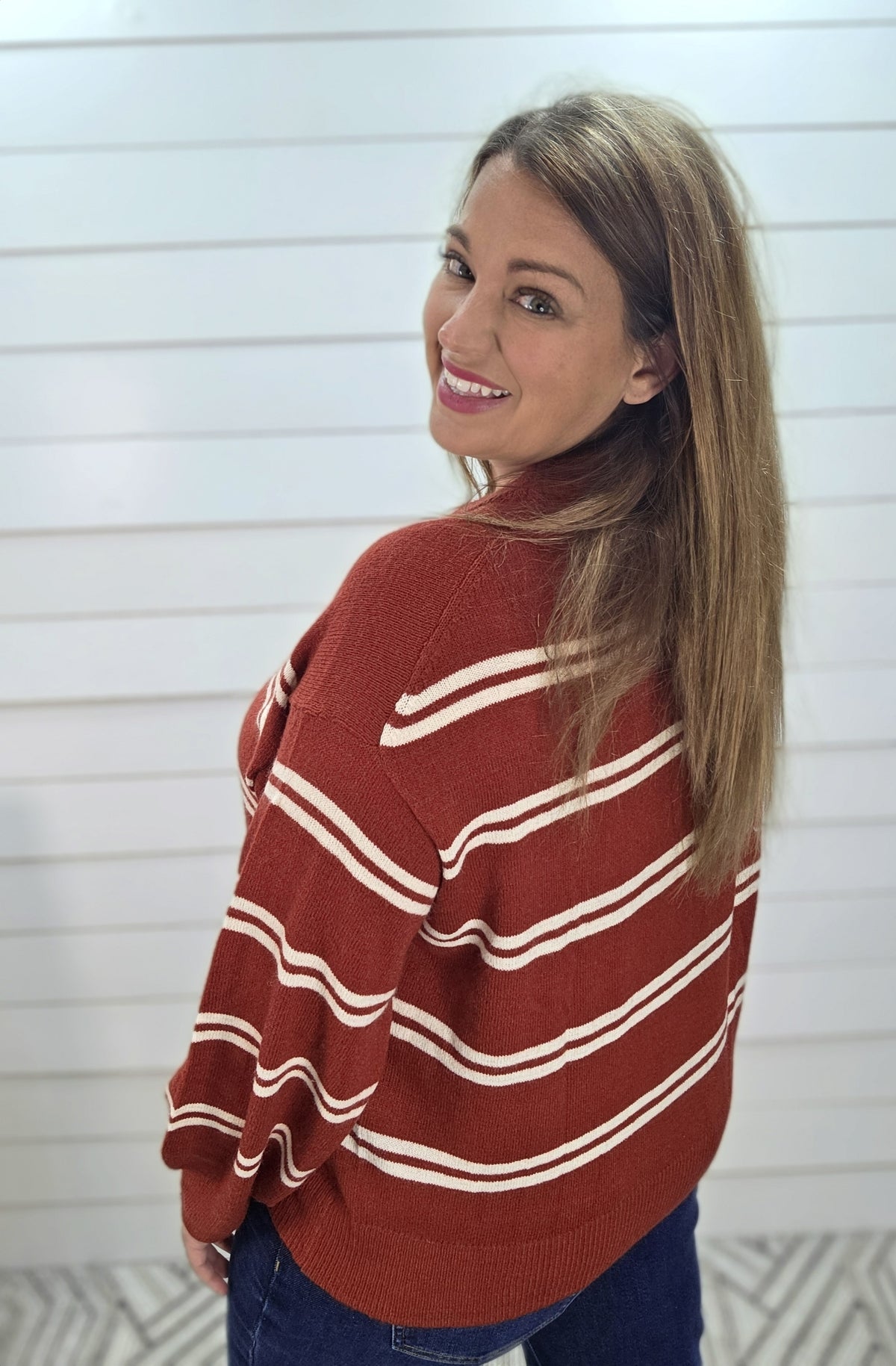 RED STRIPED SOFT LIGHTWEIGHT SWEATER