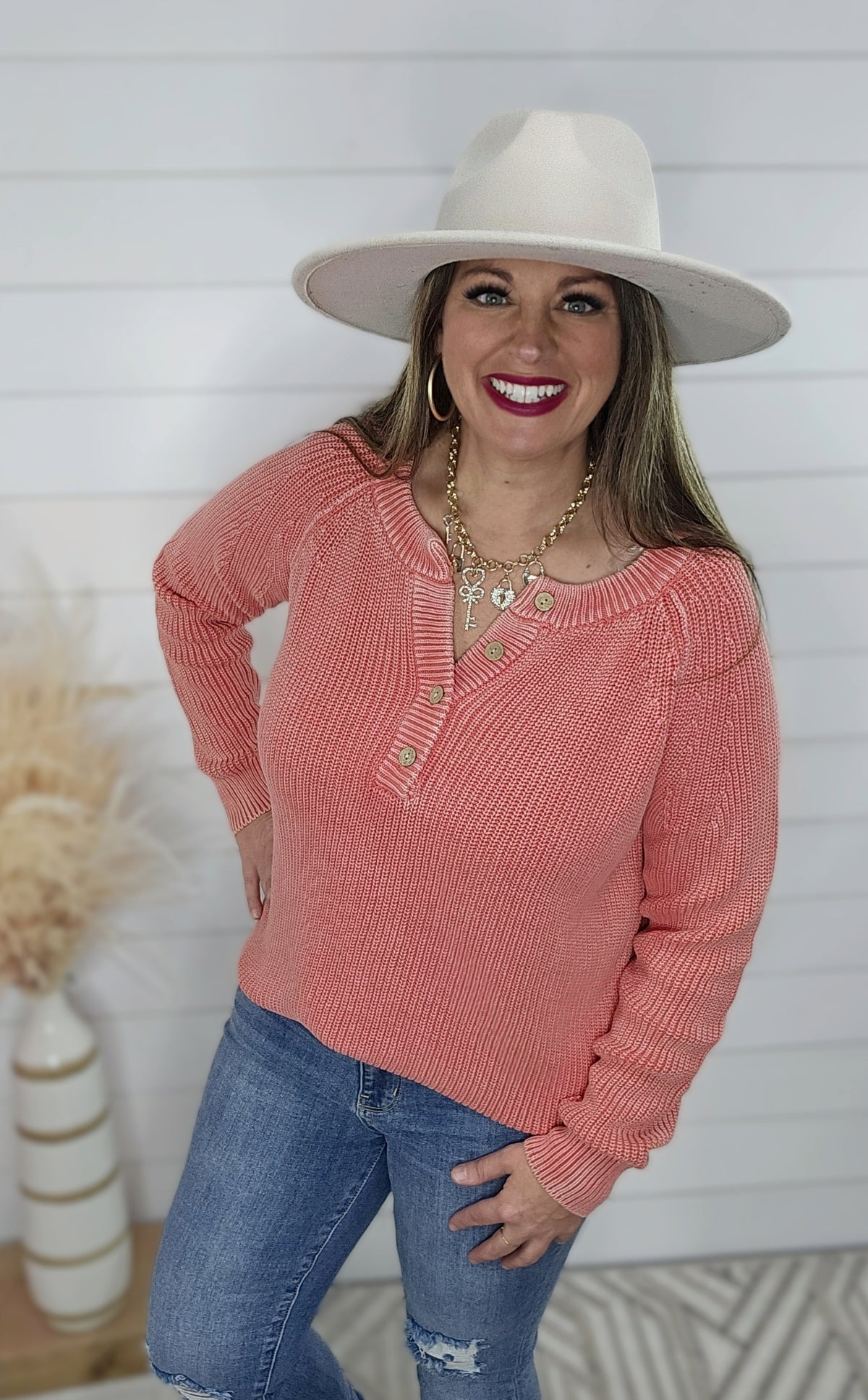 CORAL MINERAL WASH HENLEY SWEATER