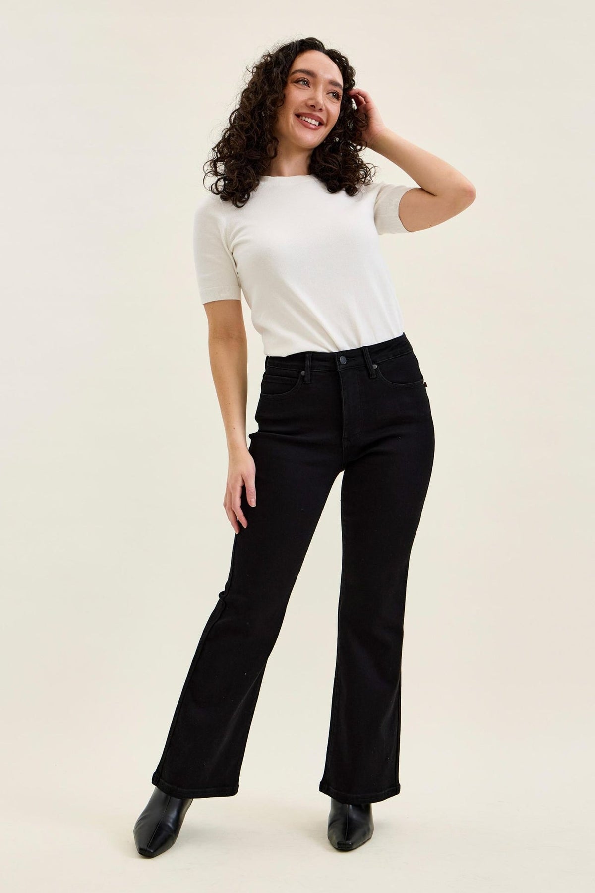 JUDY BLUE PETITE BLACK TUMMY CONTROL BOOTCUT JEAN