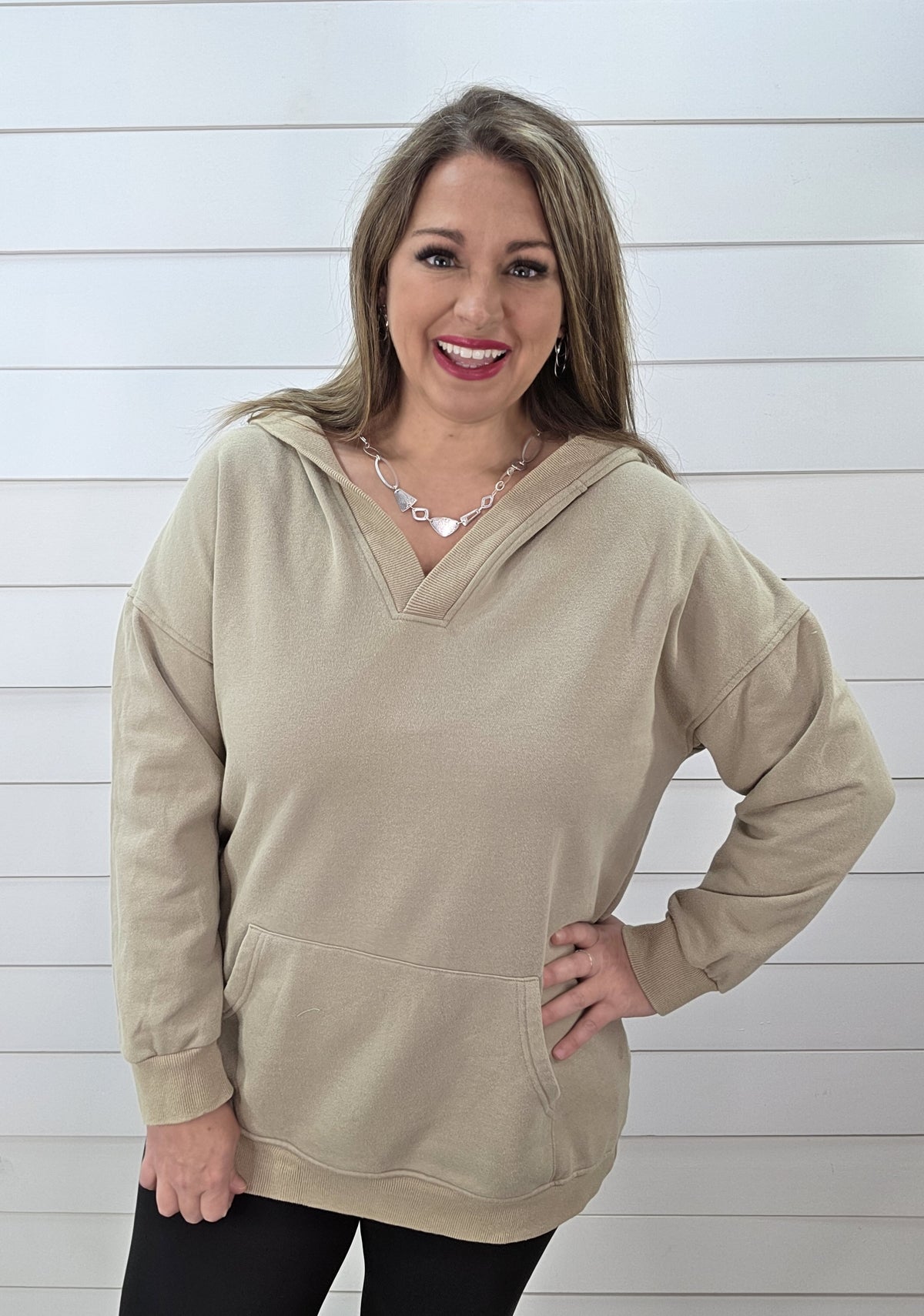 **BROOCH EXCLUSIVE** TAUPE GARMET WASHED V NECK HOODIE