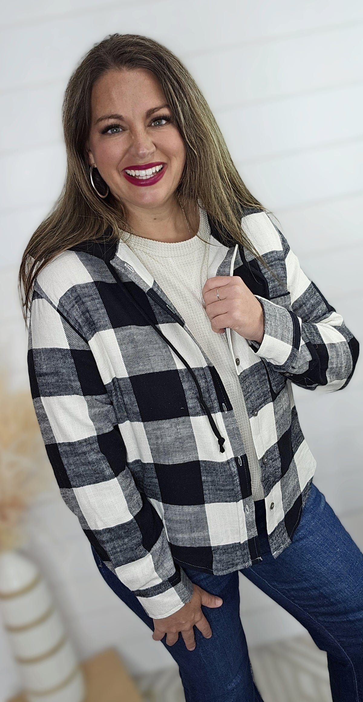 BLACK LIGHTWEIGHT PLAID HOODED SHIRT