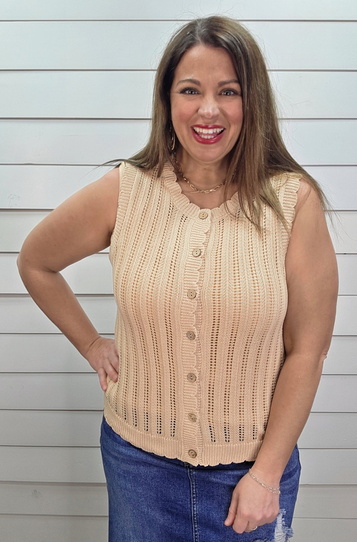 NATURAL CROCHET BUTTON DOWN SLEEVELESS SCALLOPED SWEATER