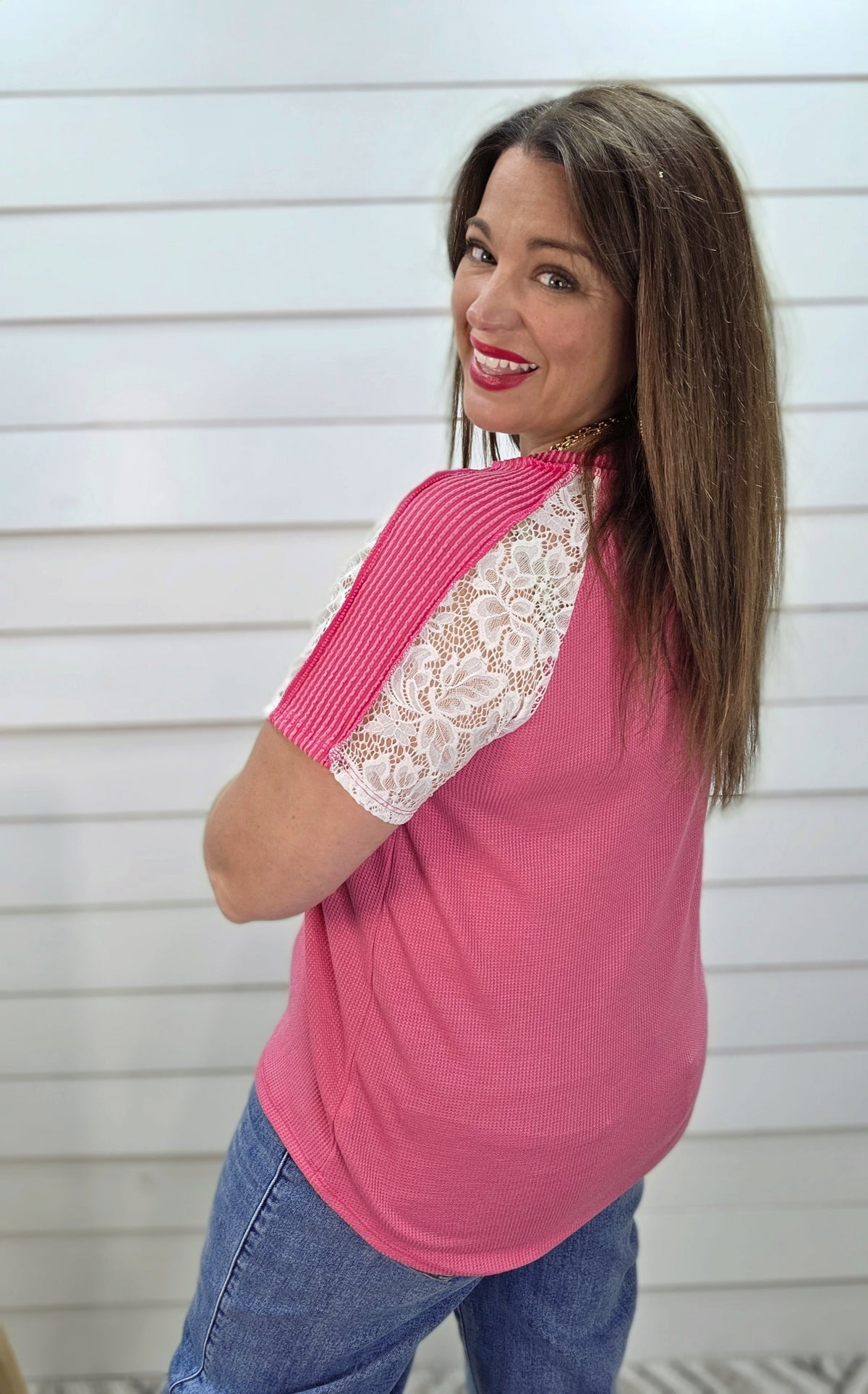 FUCHSIA WAFFLE TEXTURE KNIT TOP W/ LACE SLEEVE