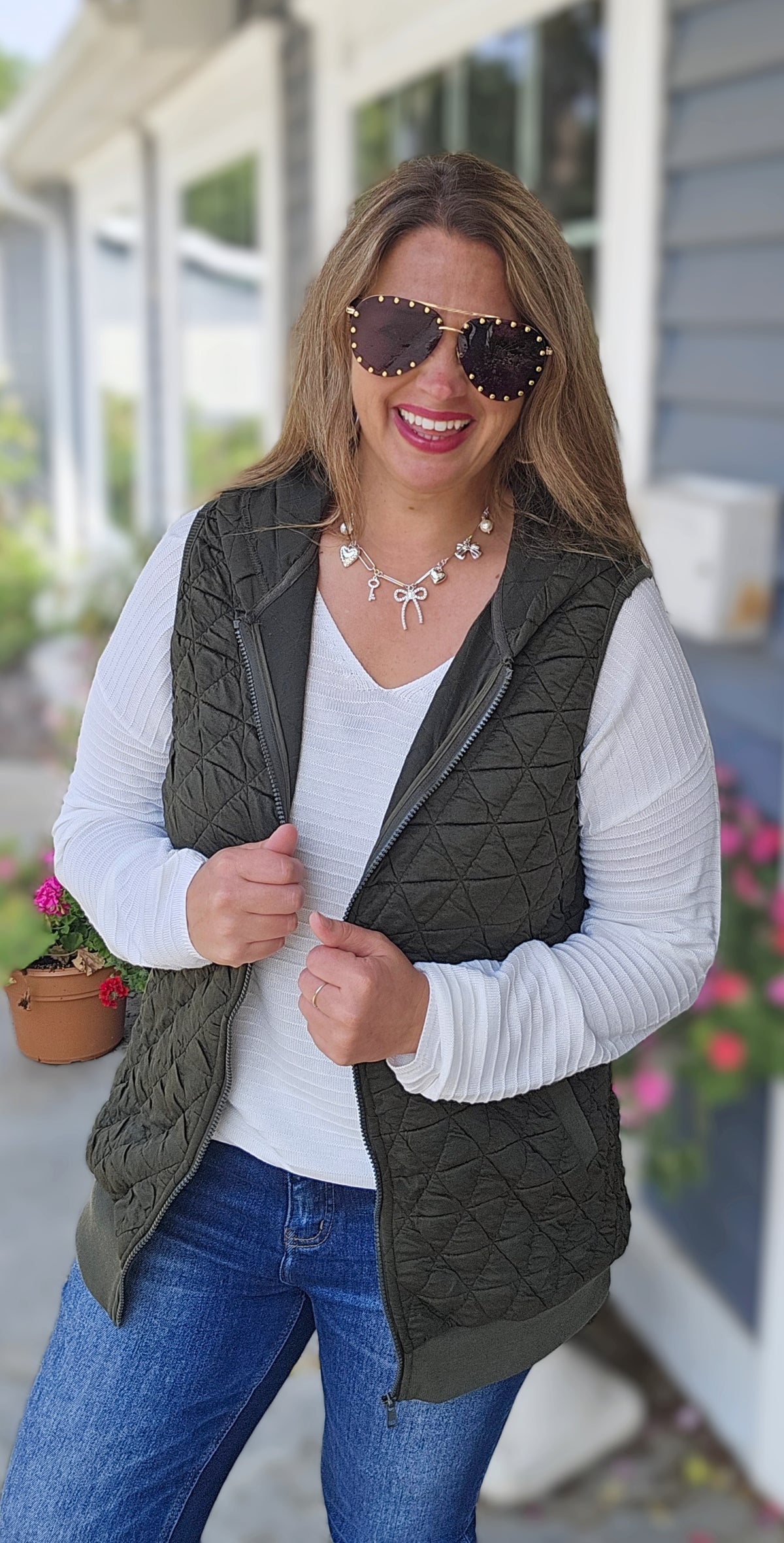 HUNTER GREEN QUILTED HOODED VEST