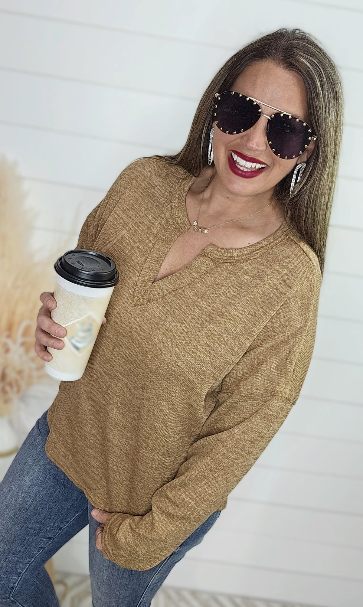 ALMOND V NECK KNIT TEXTURED TOP