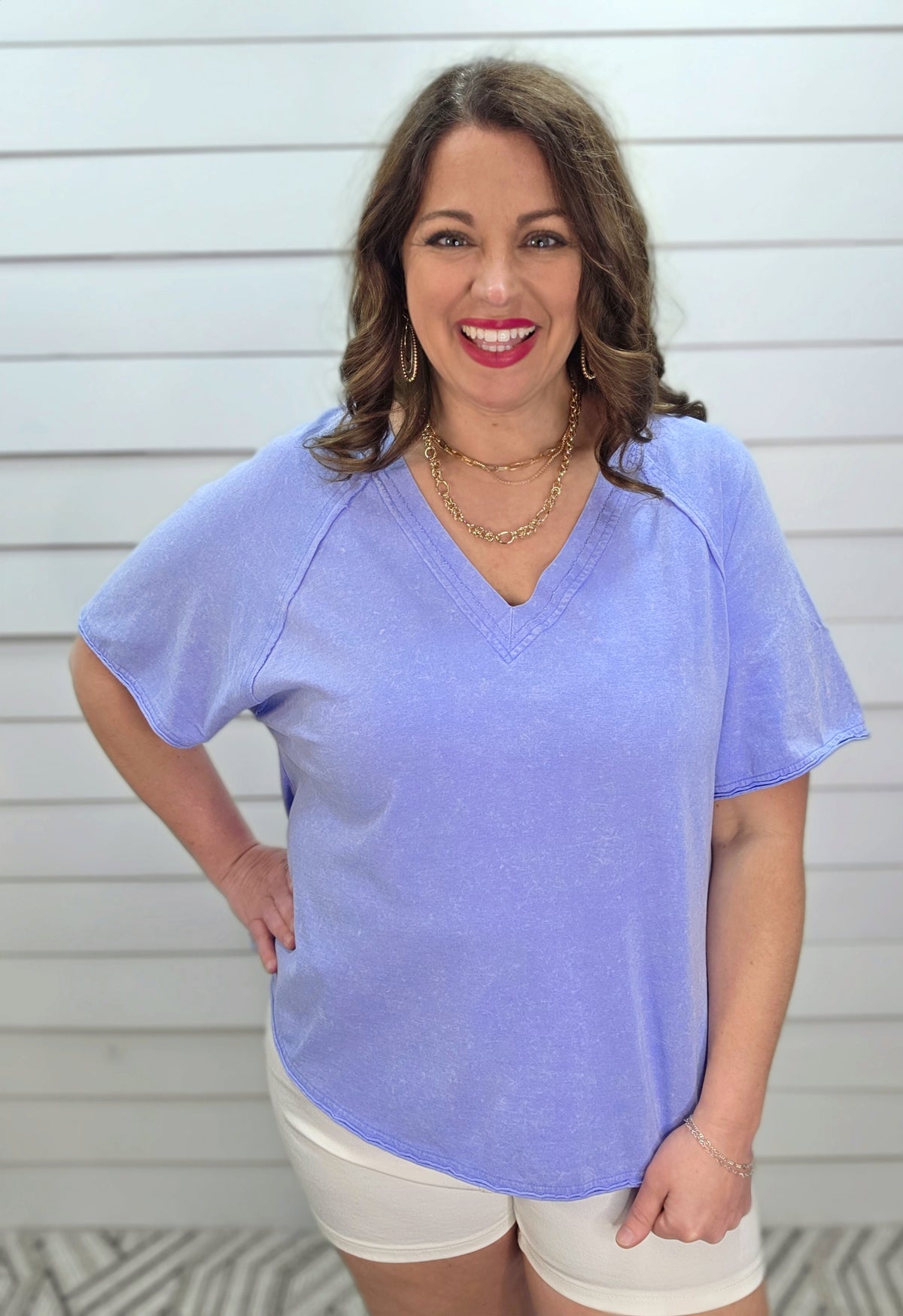 BLUE MINERAL WASH COTTON V NECK BOYFRIEND TOP