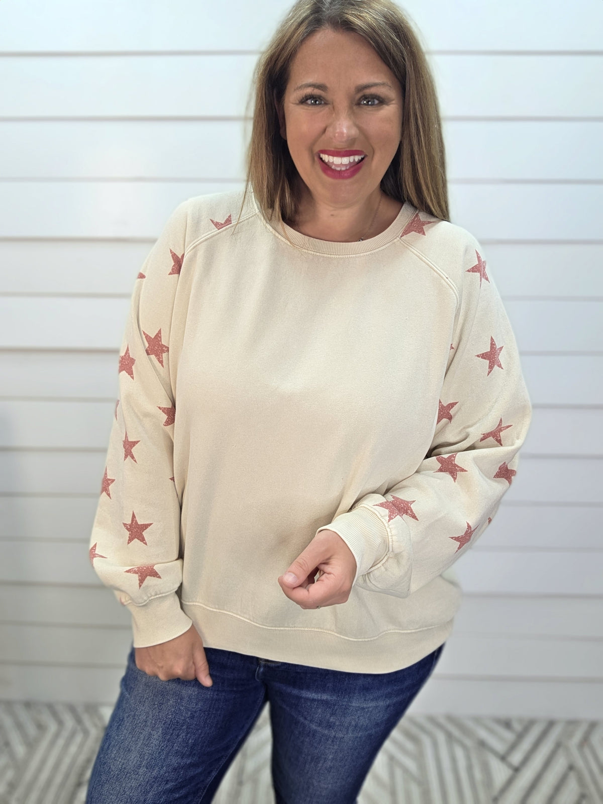 LT KHAKI PULLOVER W/ STAR ACCENT SLEEVES