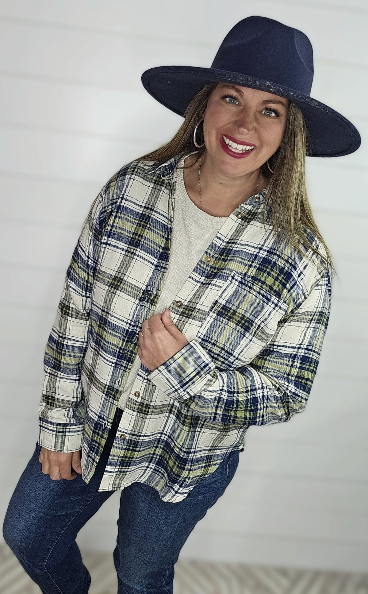 NAVY/GREEN PLAID BUTTON DOWN FLANNEL