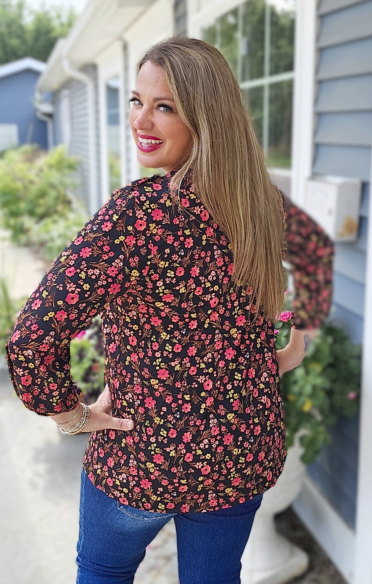 DEAR SCARLETT BLACK/RED FLORAL LUXE LIZZY TOP