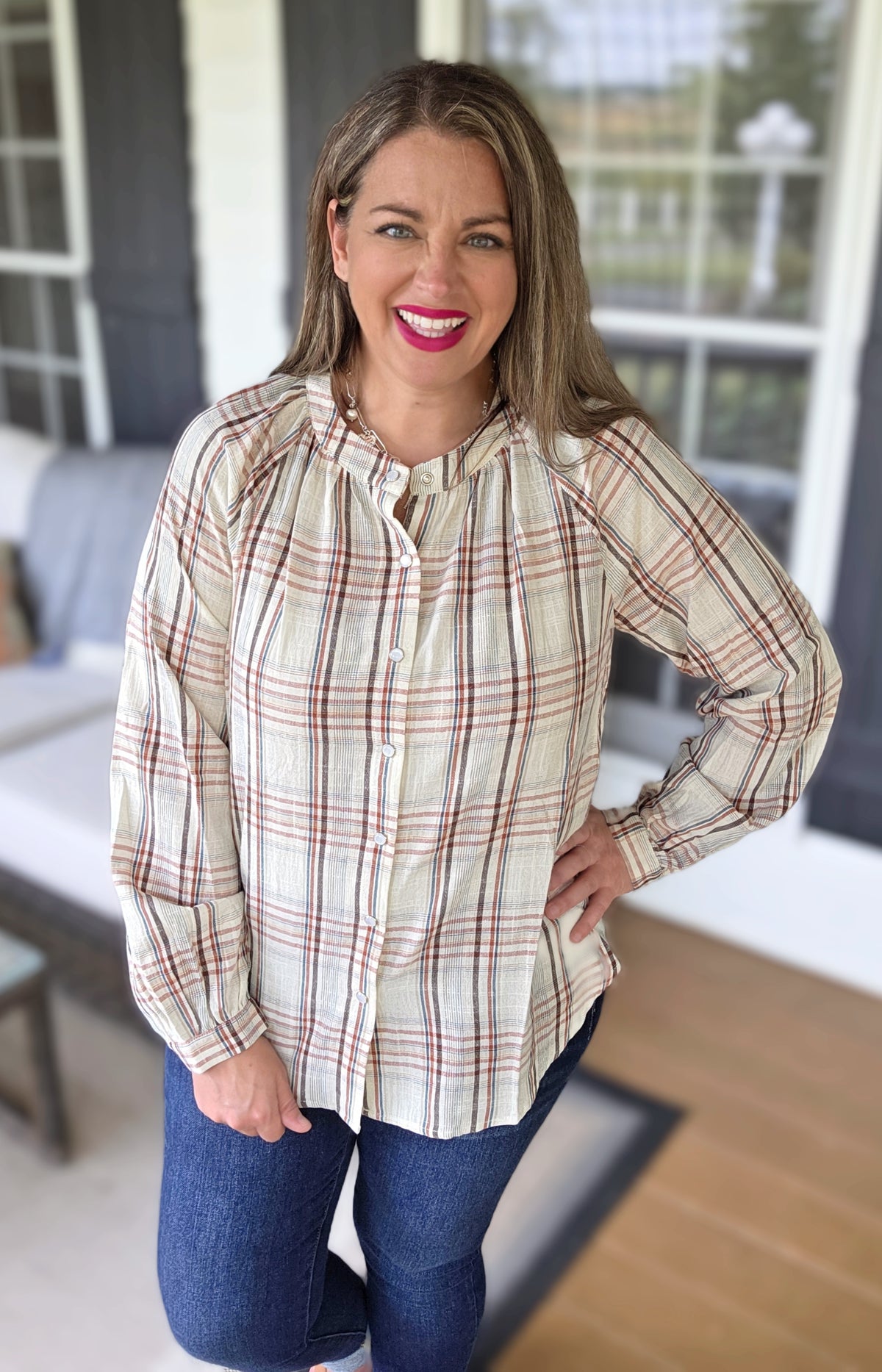 BEIGE PLAID SNAP BUTTON TOP