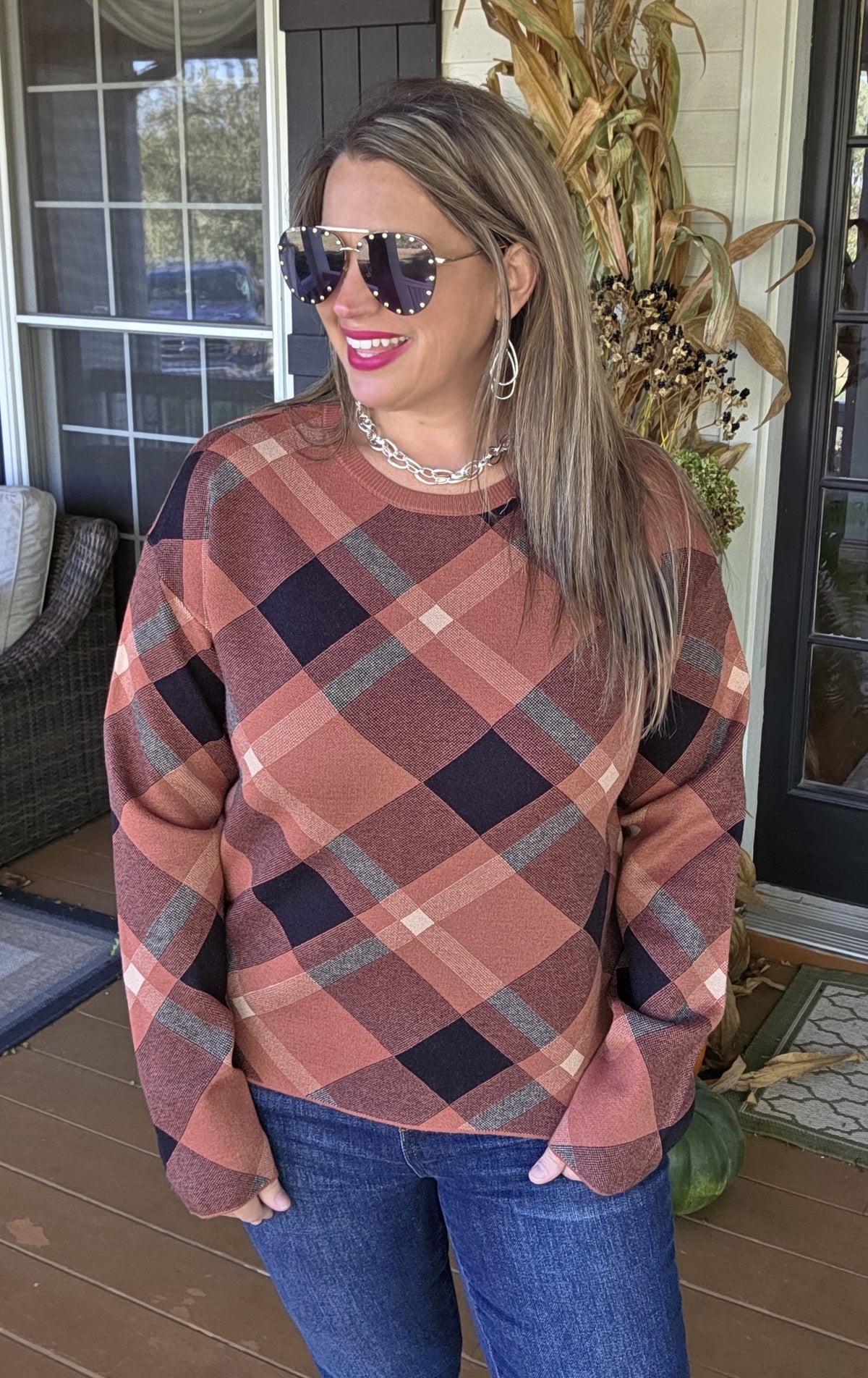 MARSALA CHECKER JACQUARD CREW NECK PULLOVER SWEATER