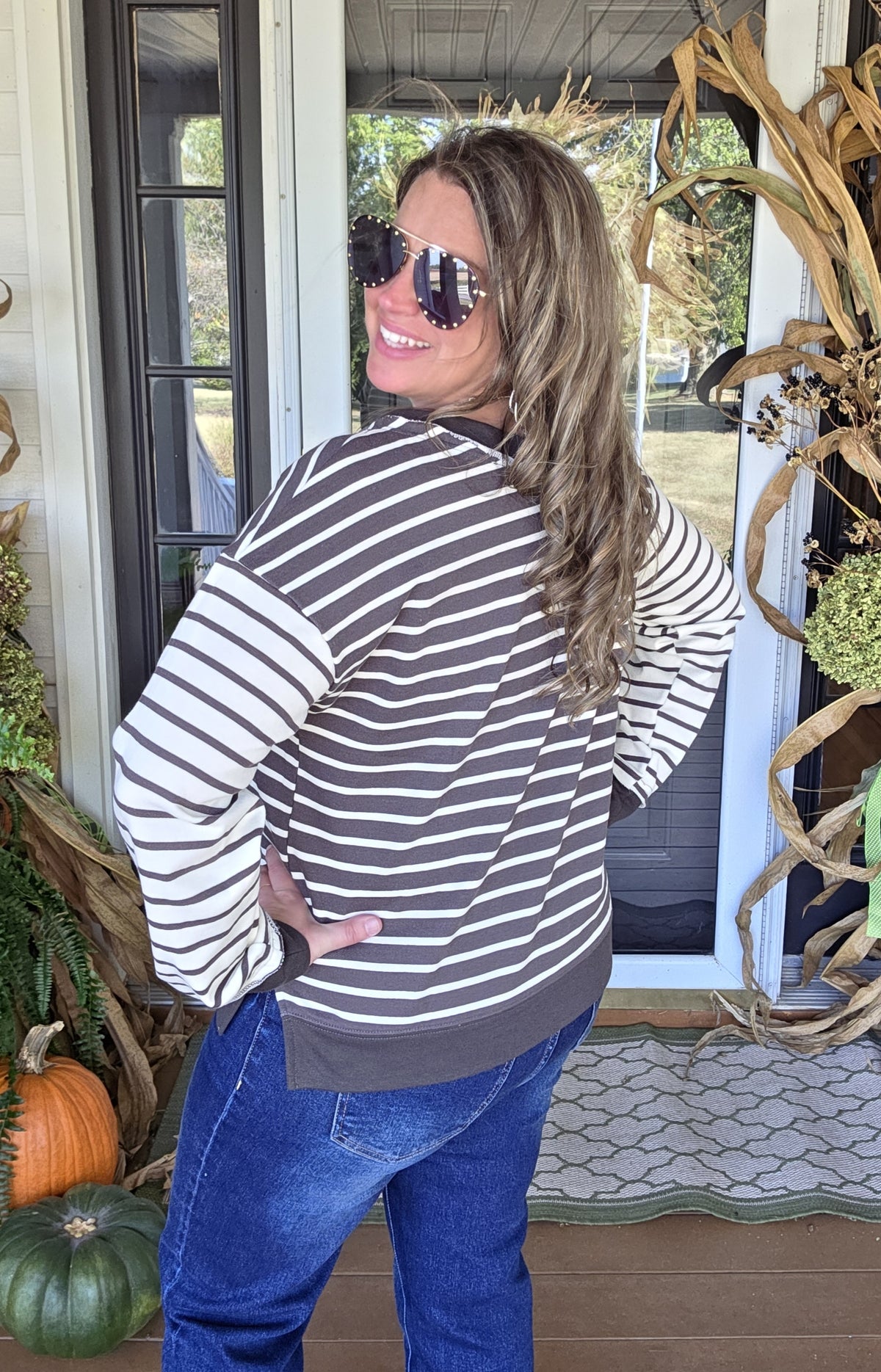 CHARCOAL DOUBLE V STRIPED FRENCH TERRY CONTRAST TOP