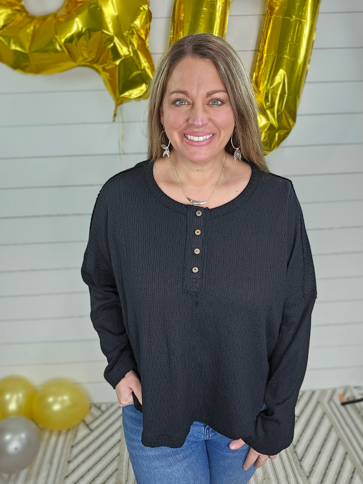 BLACK OVERSIZED HENLEY TOP